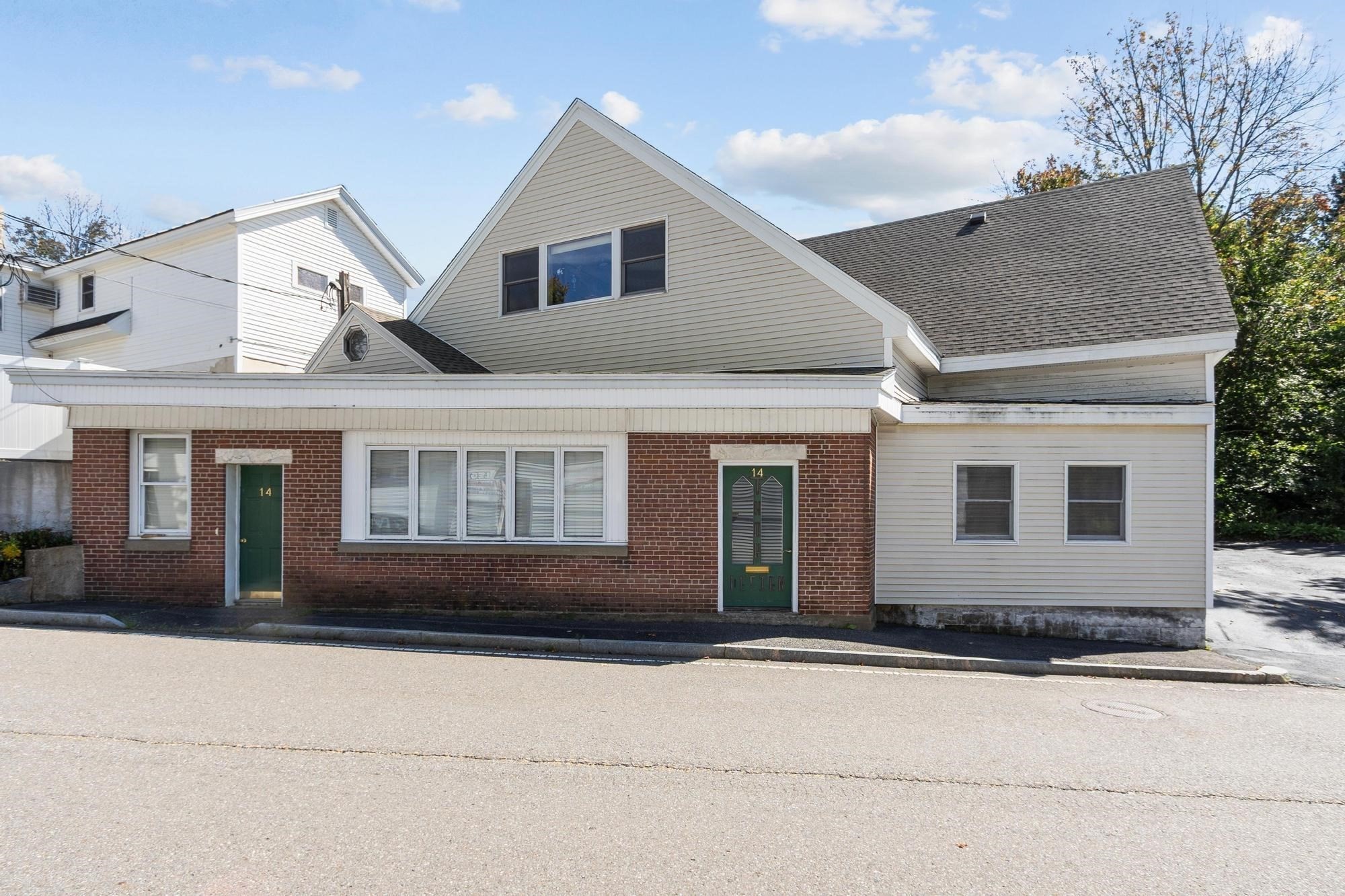 14 Travers St Property Photo 1