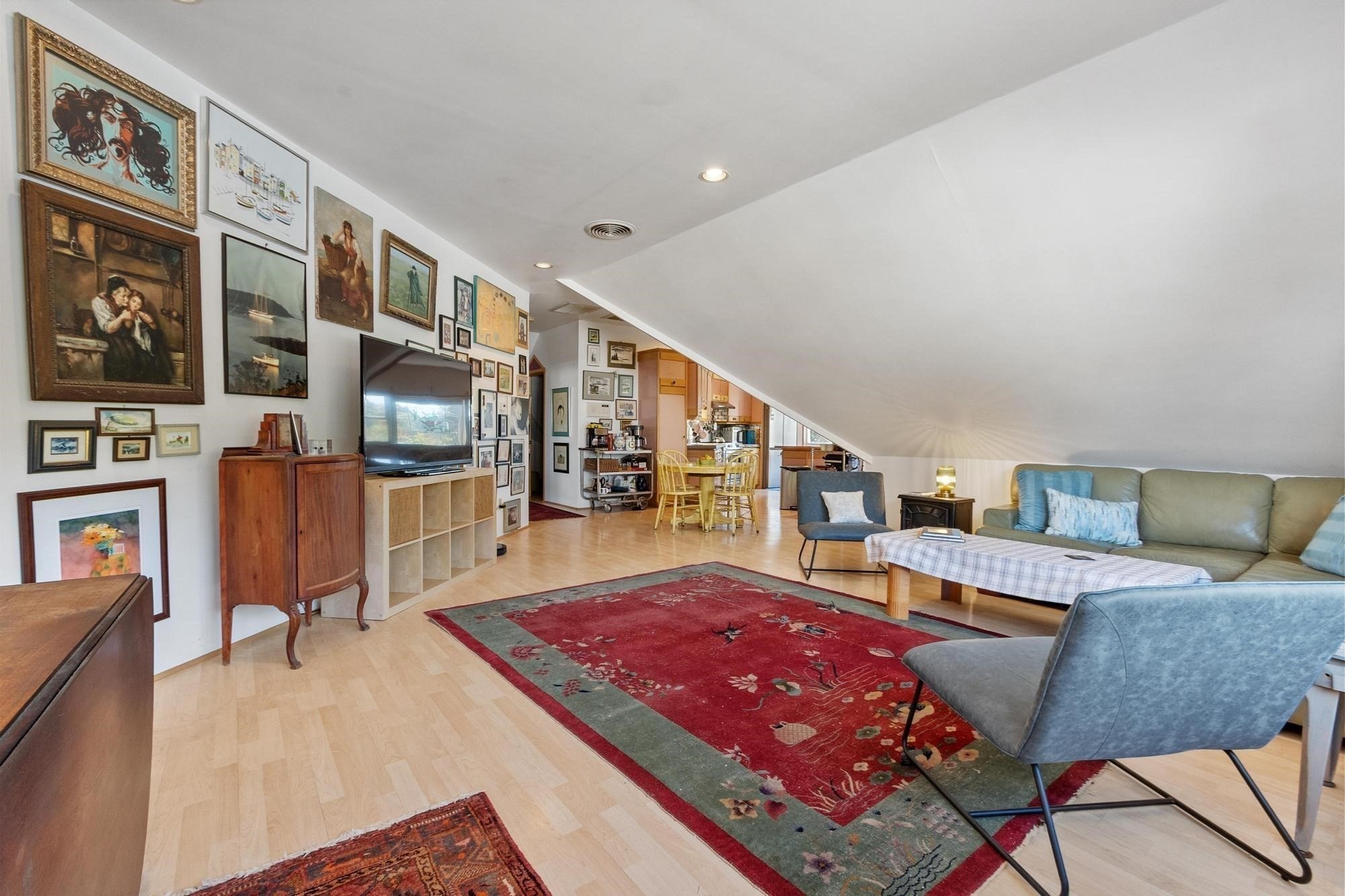 14 Travers St Property Photo 9