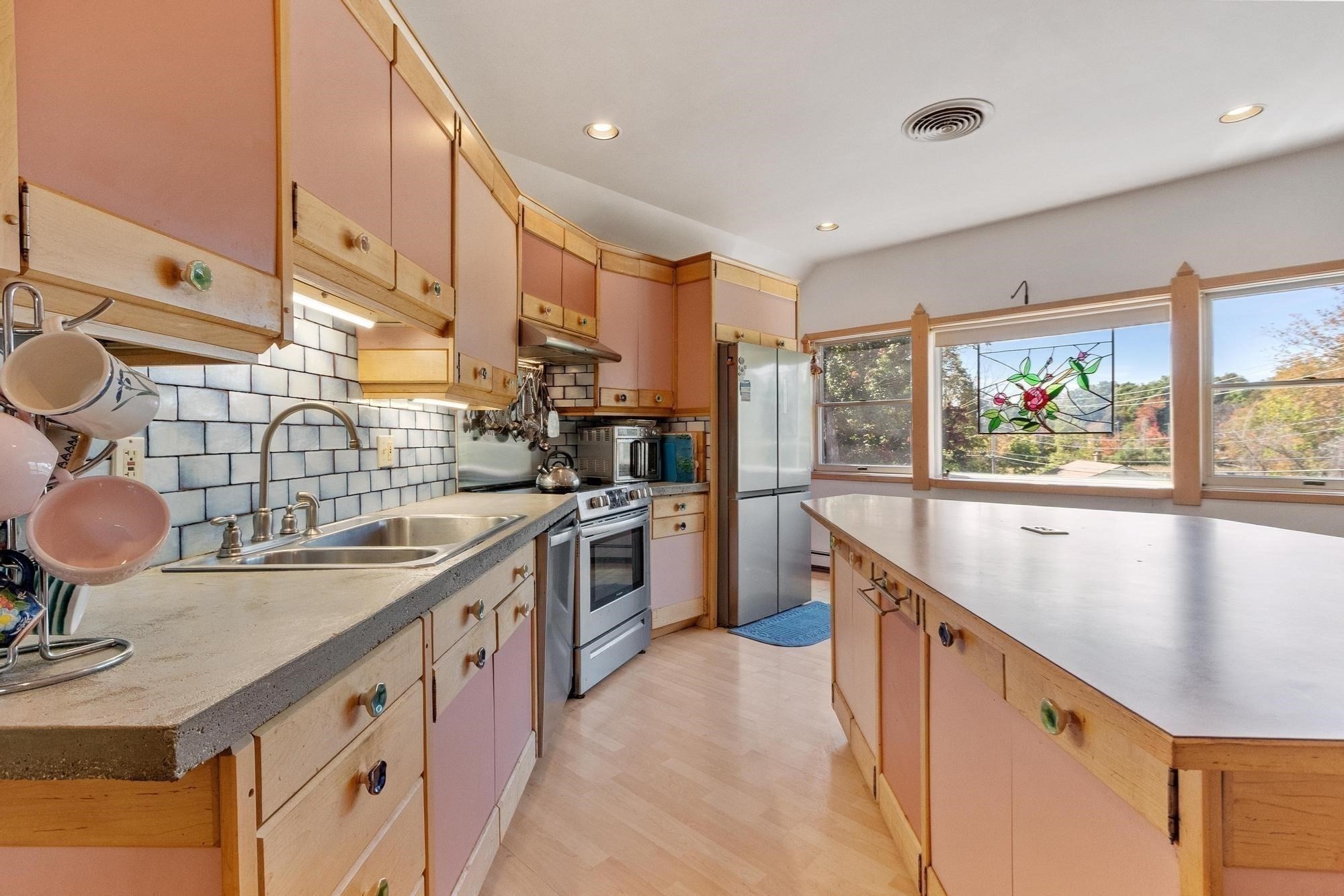 14 Travers St Property Photo 12