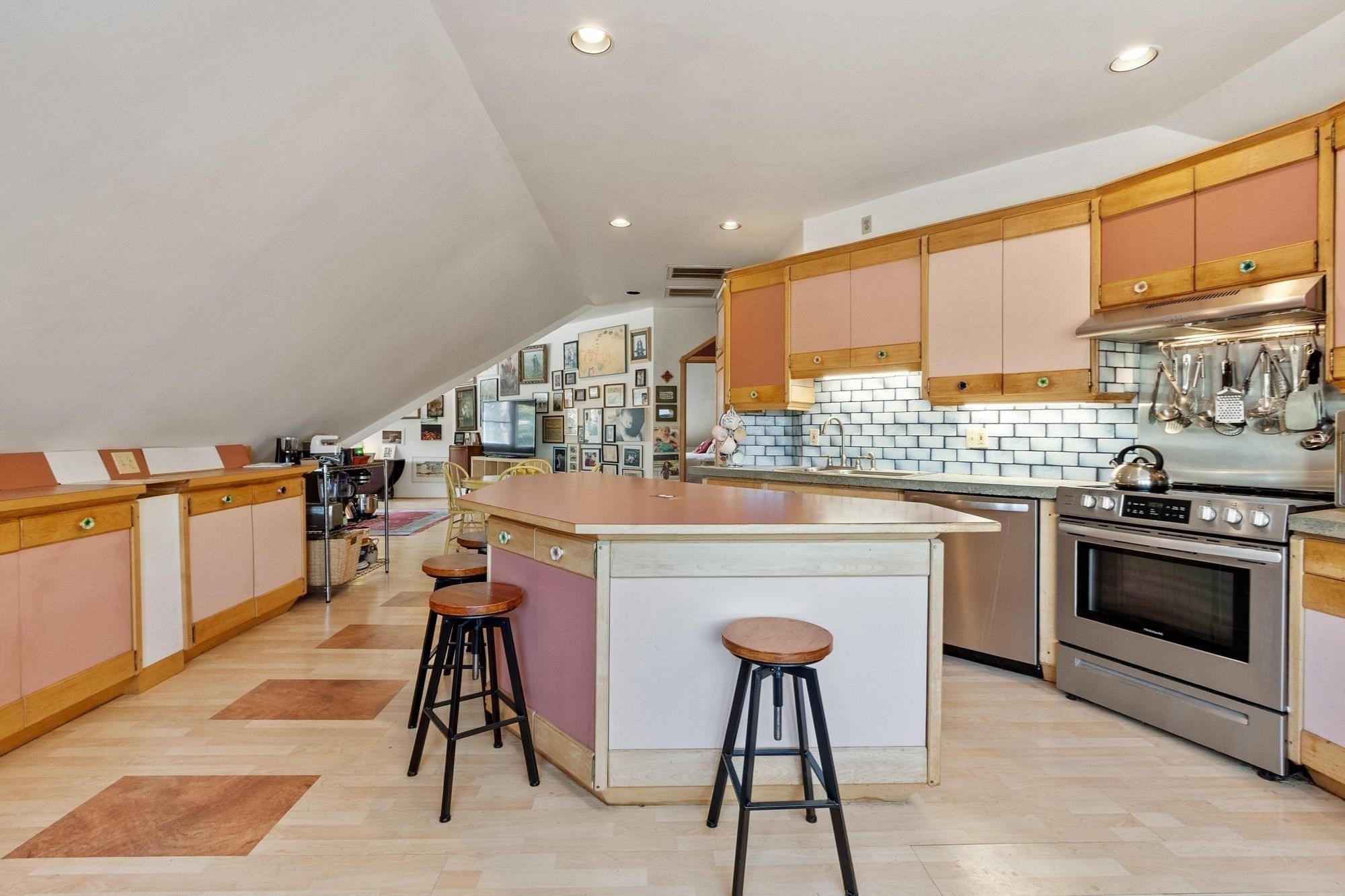 14 Travers St Property Photo 14