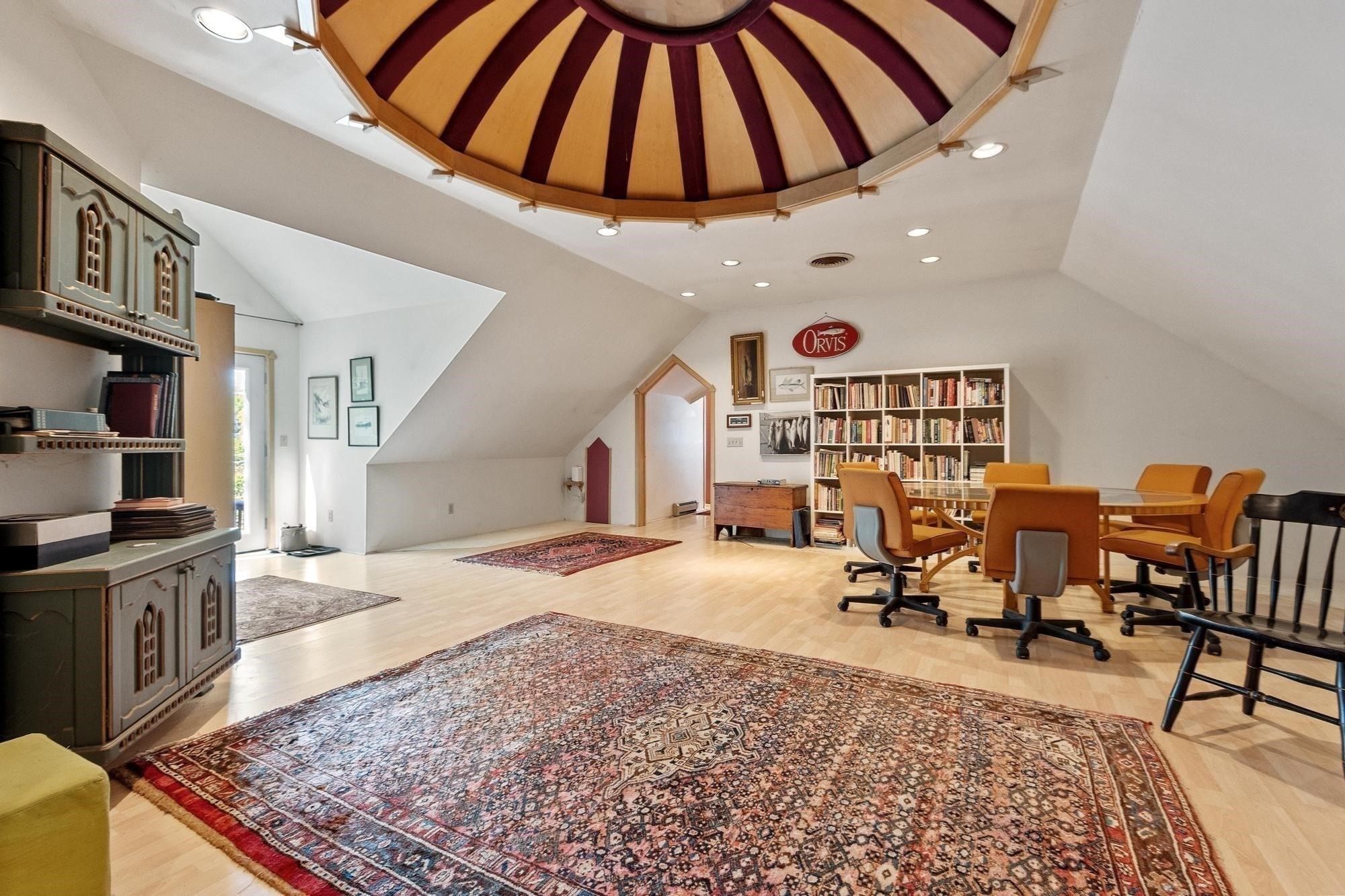 14 Travers St Property Photo 15