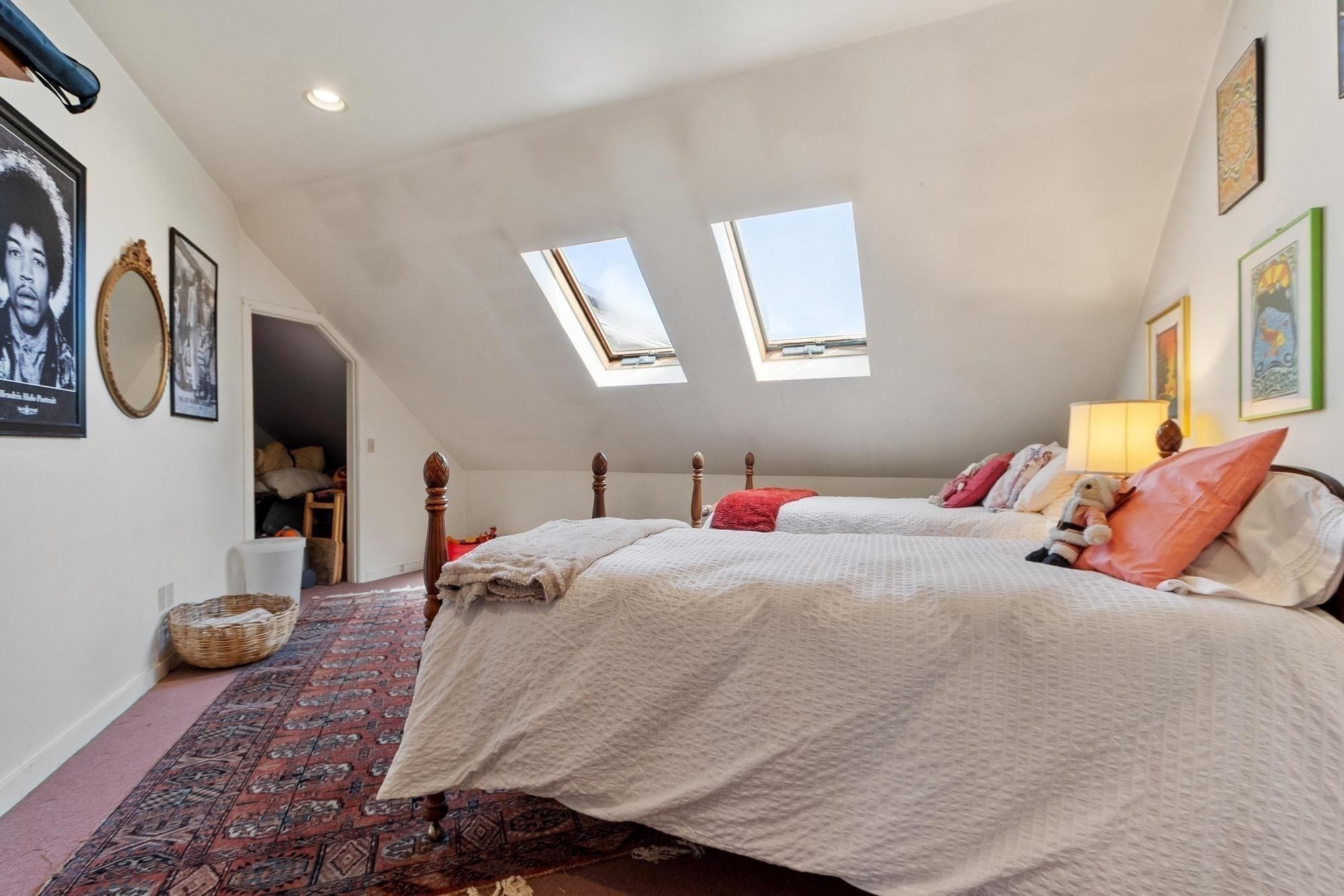 14 Travers St Property Photo 20