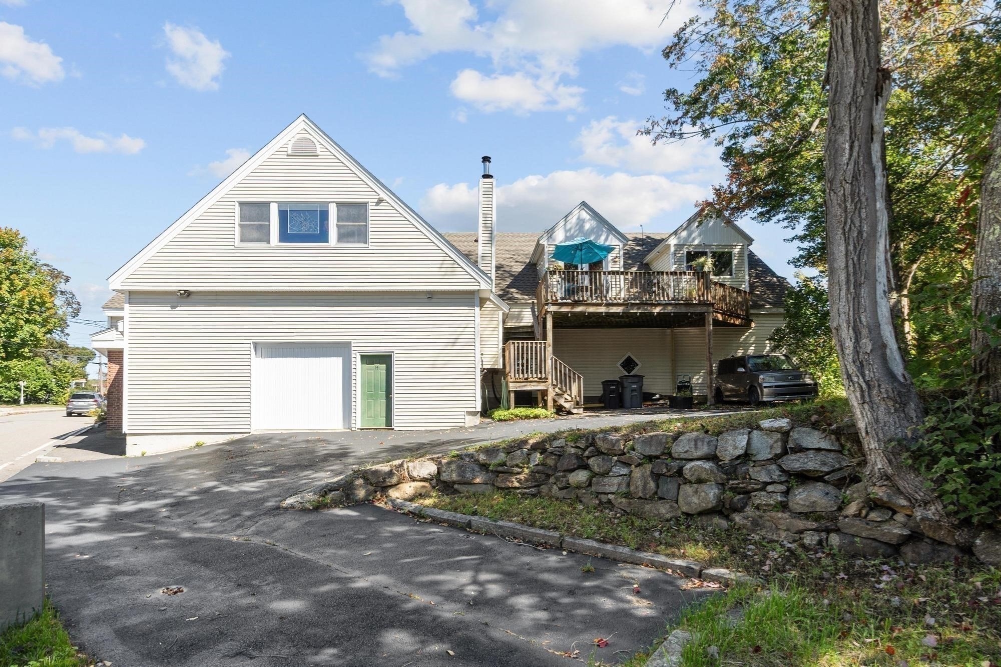 14 Travers St Property Photo 37
