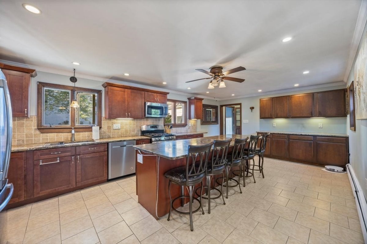 9 Jordan Street Property Photo 11