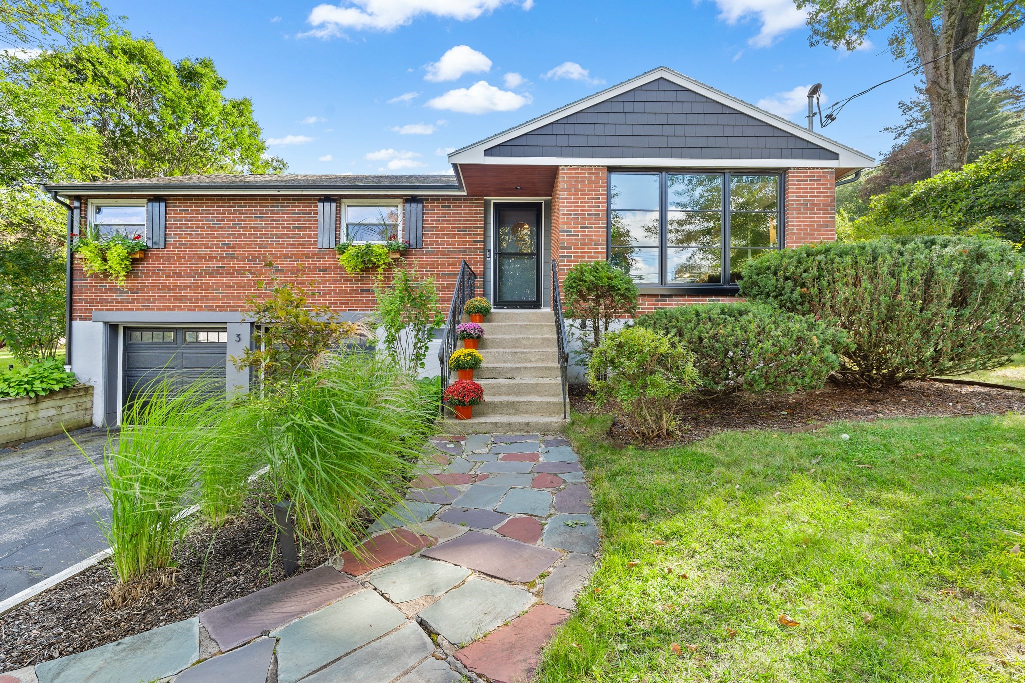 3 Pheasant Lane Property Photo 1