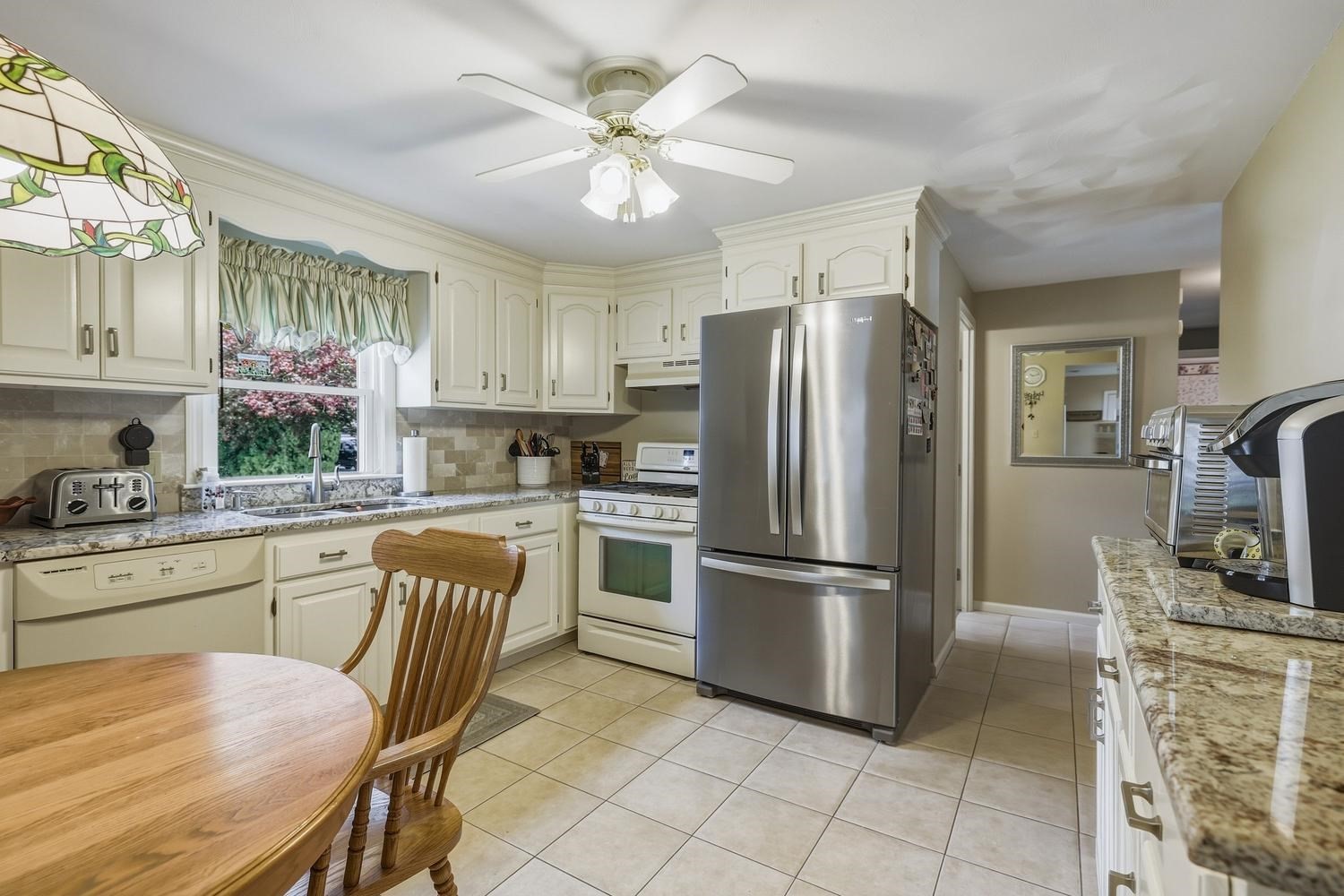 15 Somerset St Property Photo 19