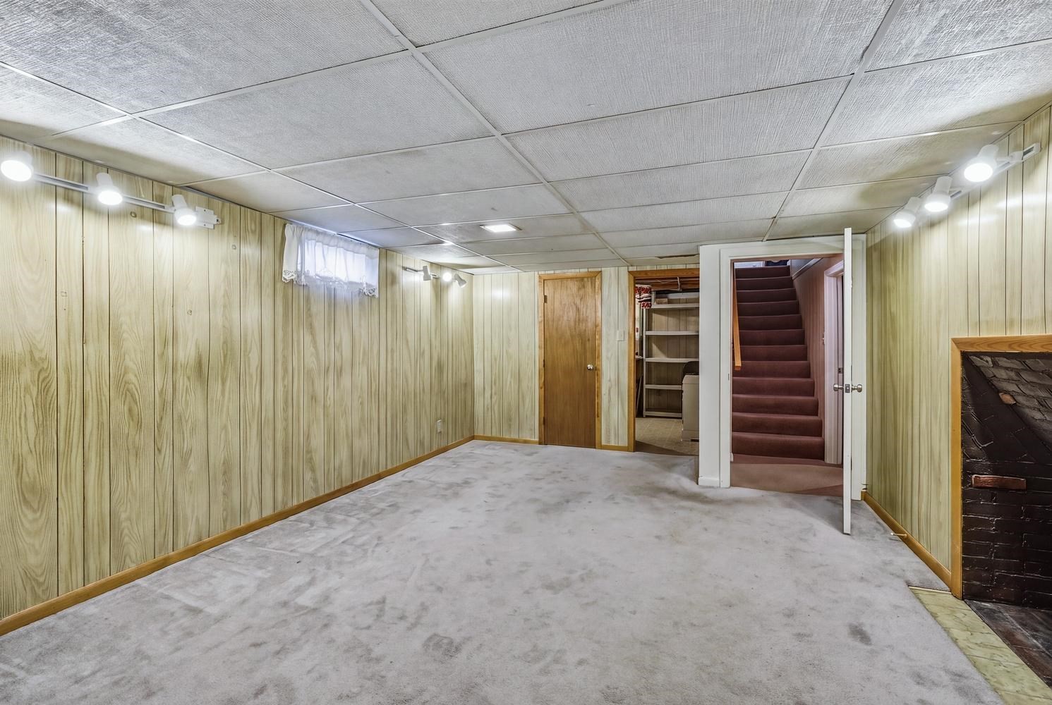 15 Somerset St Property Photo 34