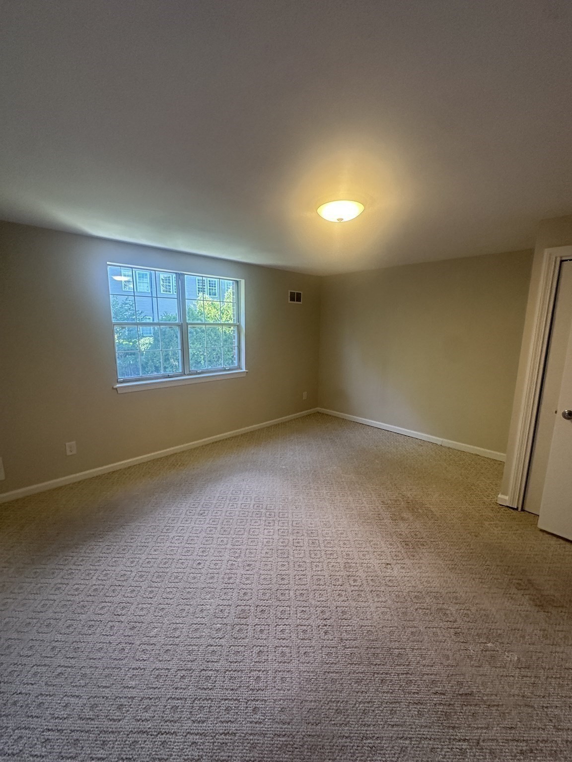 71 Florence St # 71 Property Photo 17