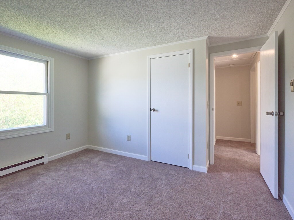 270 Sunderland Rd # 40 Property Photo 16