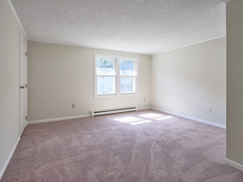 270 Sunderland Rd # 40 Property Photo 18