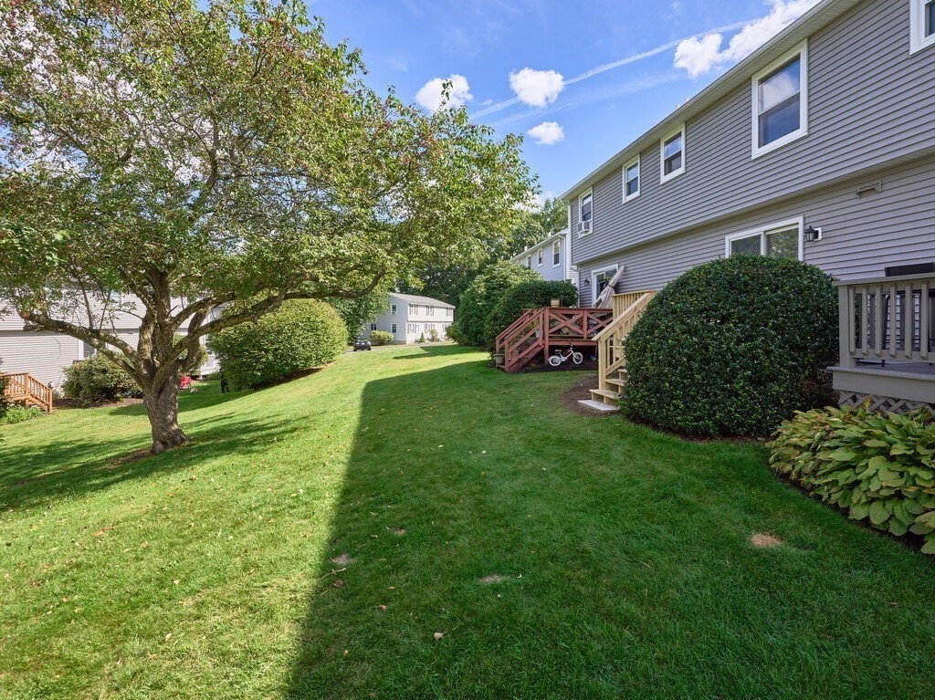 270 Sunderland Rd # 40 Property Photo 25