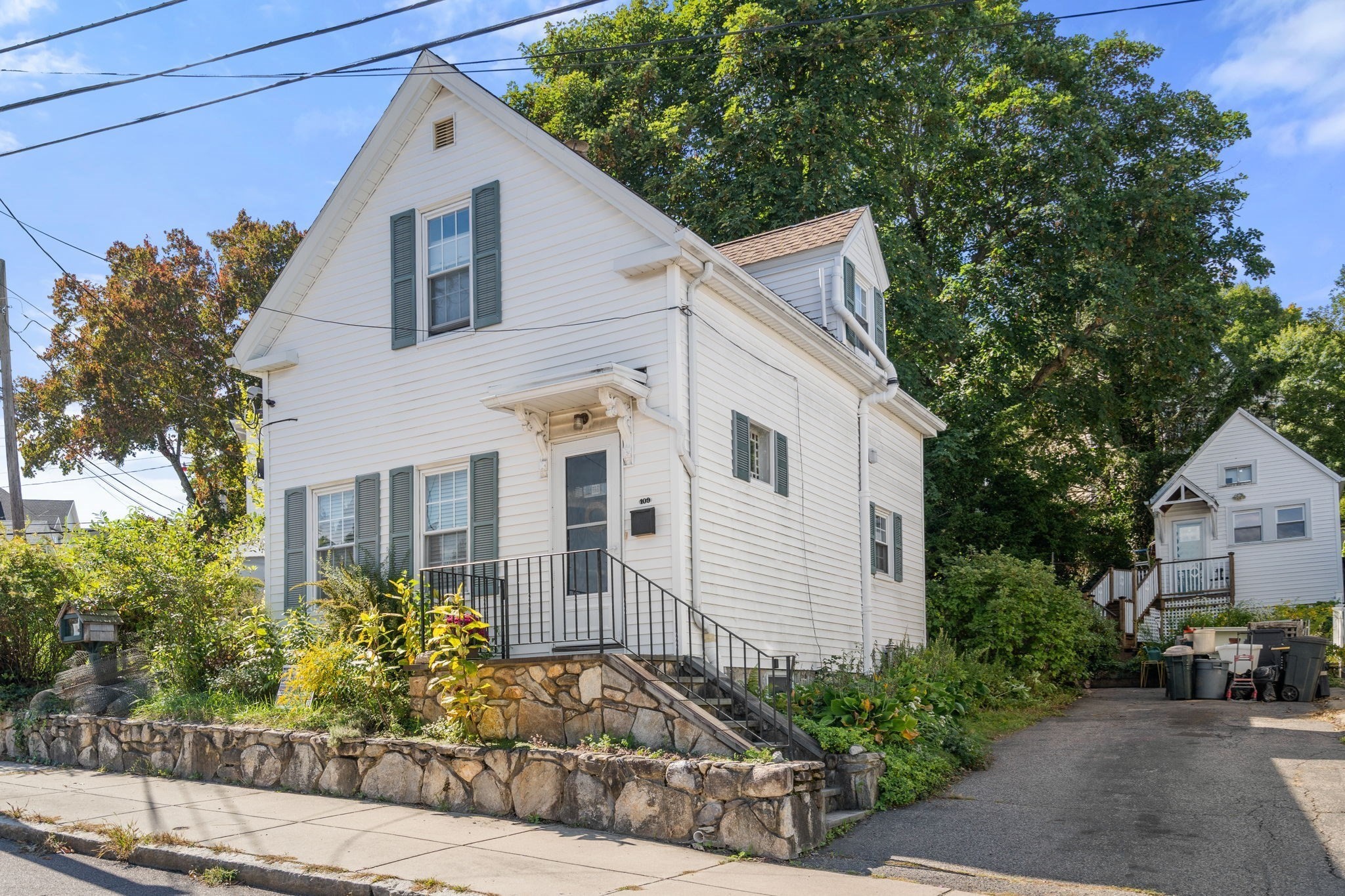 109 Orange Property Photo 1
