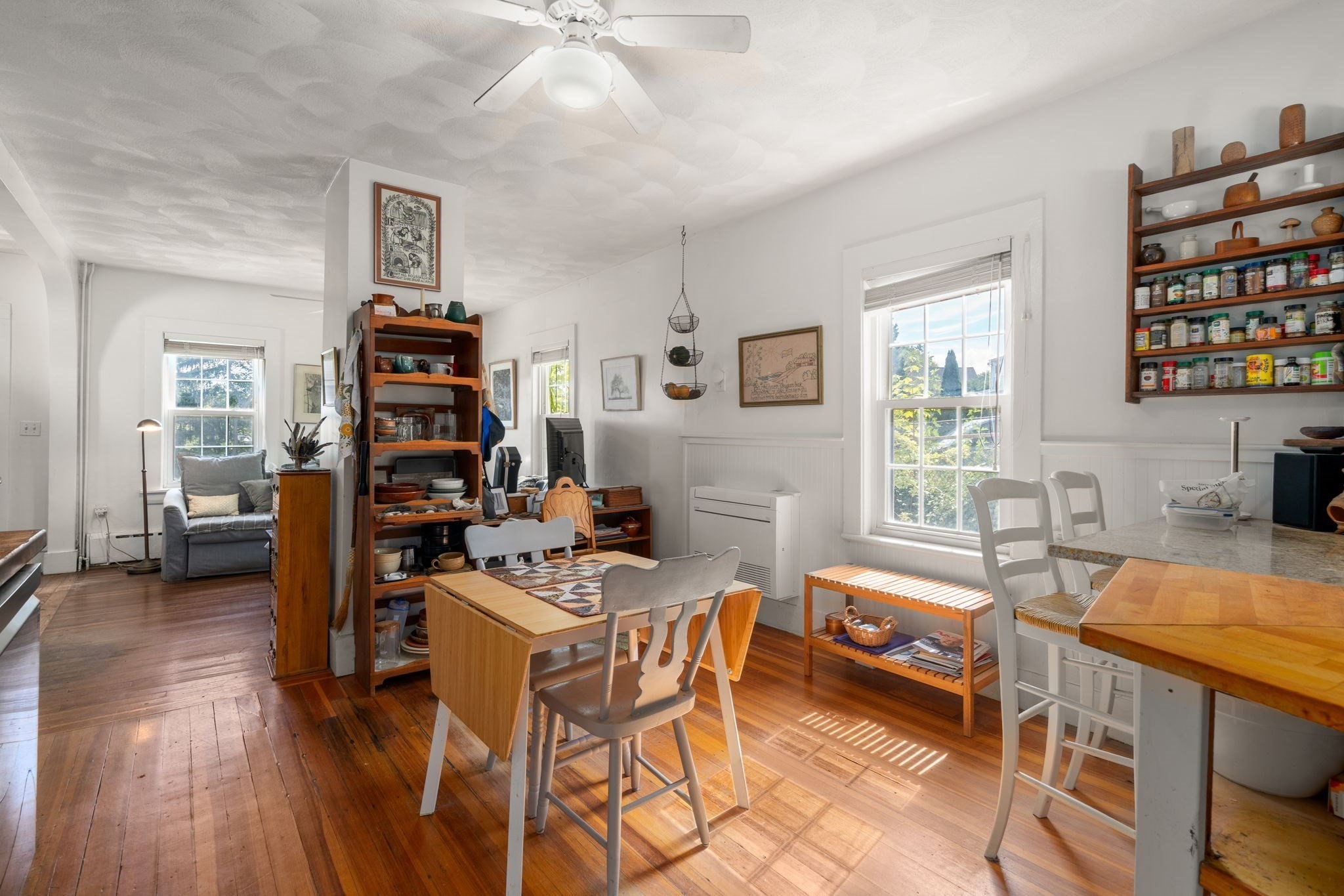 109 Orange Property Photo 8
