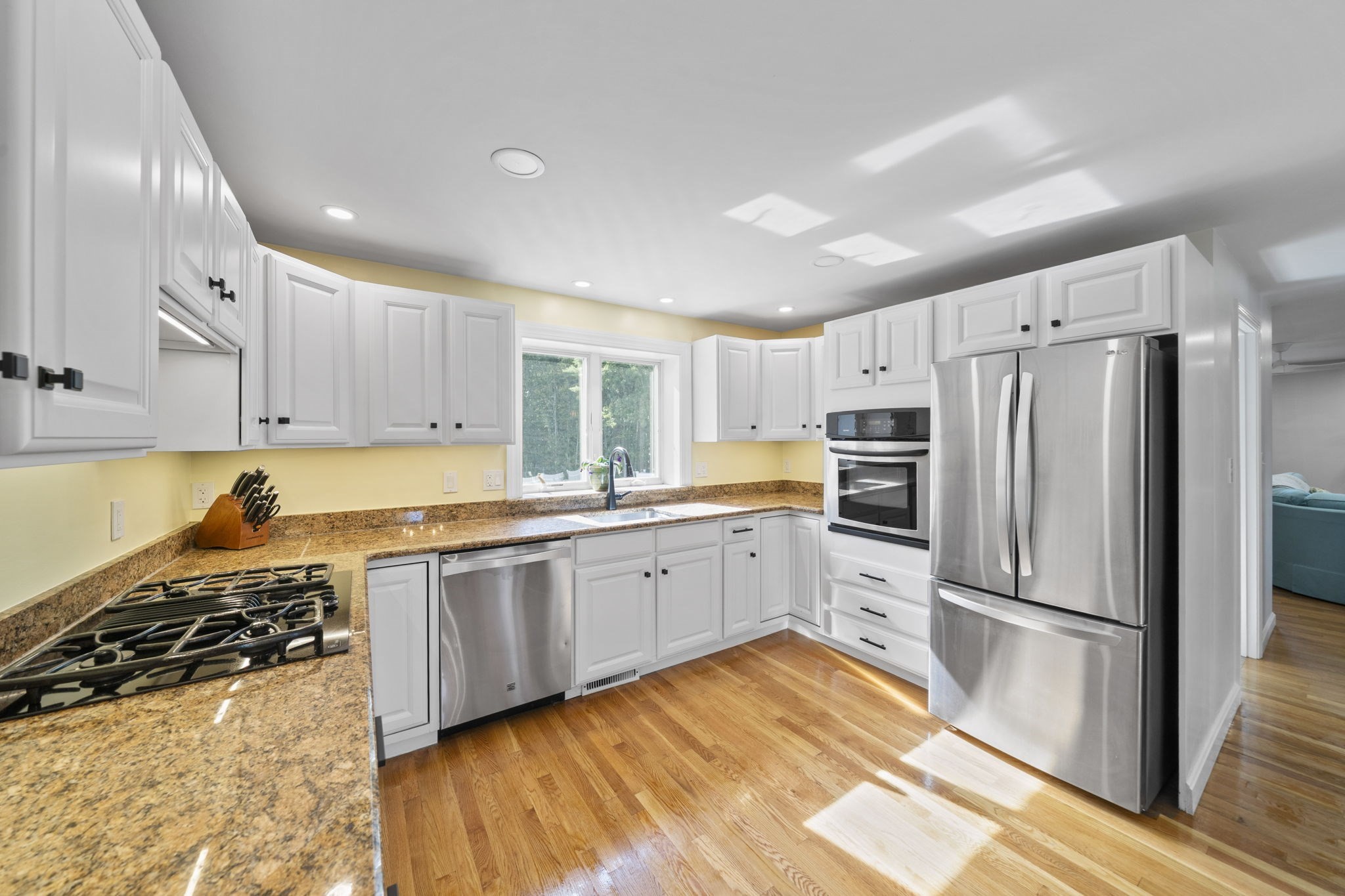 10 Cottonwood Court Property Photo 5