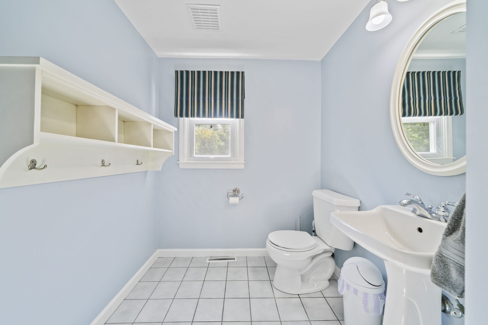 10 Cottonwood Court Property Photo 18