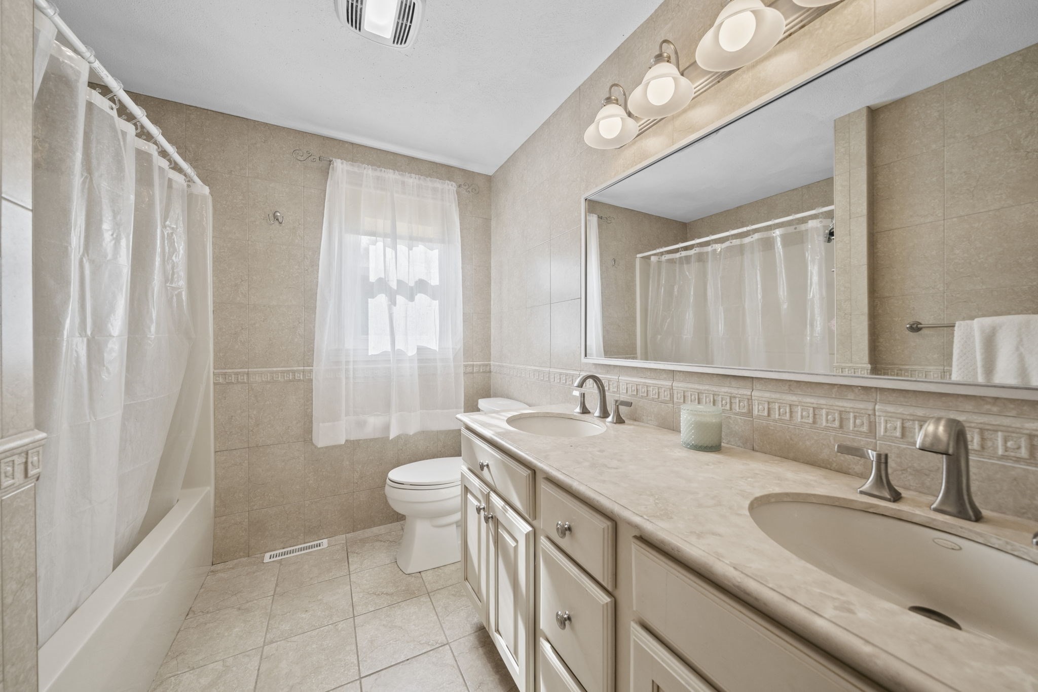 10 Cottonwood Court Property Photo 24