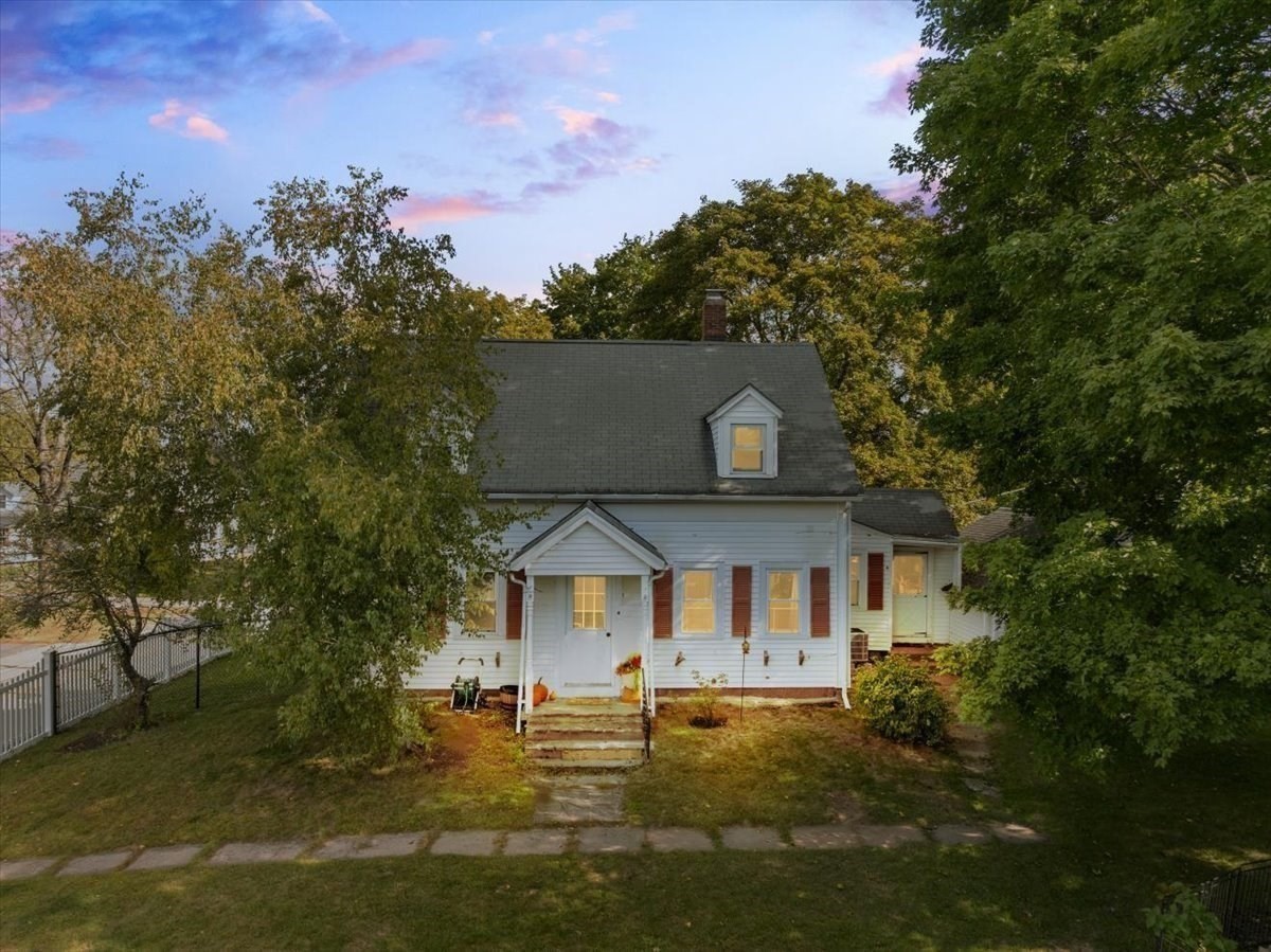 24 School Street Property Photo 1