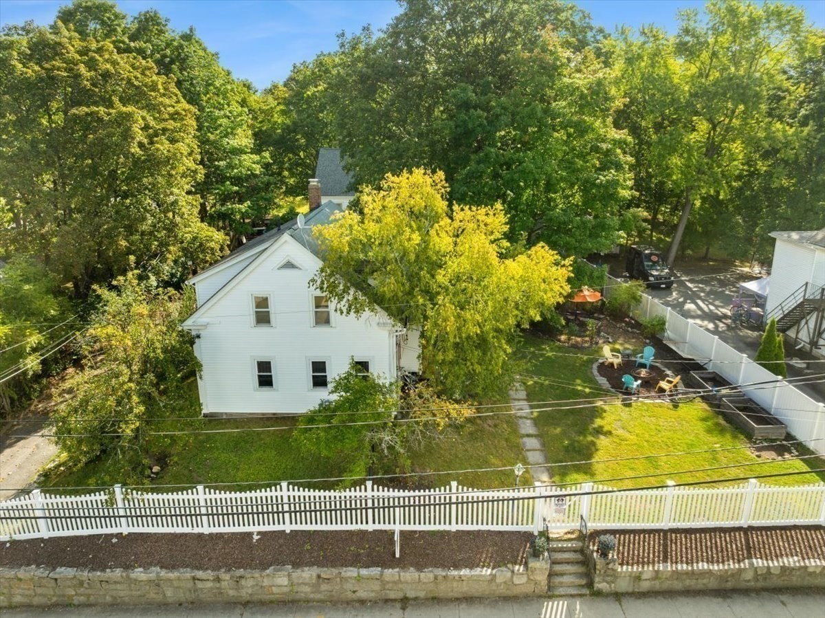 24 School Street Property Photo 3