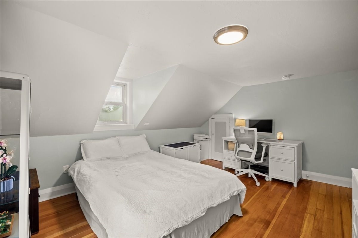 24 School Street Property Photo 23