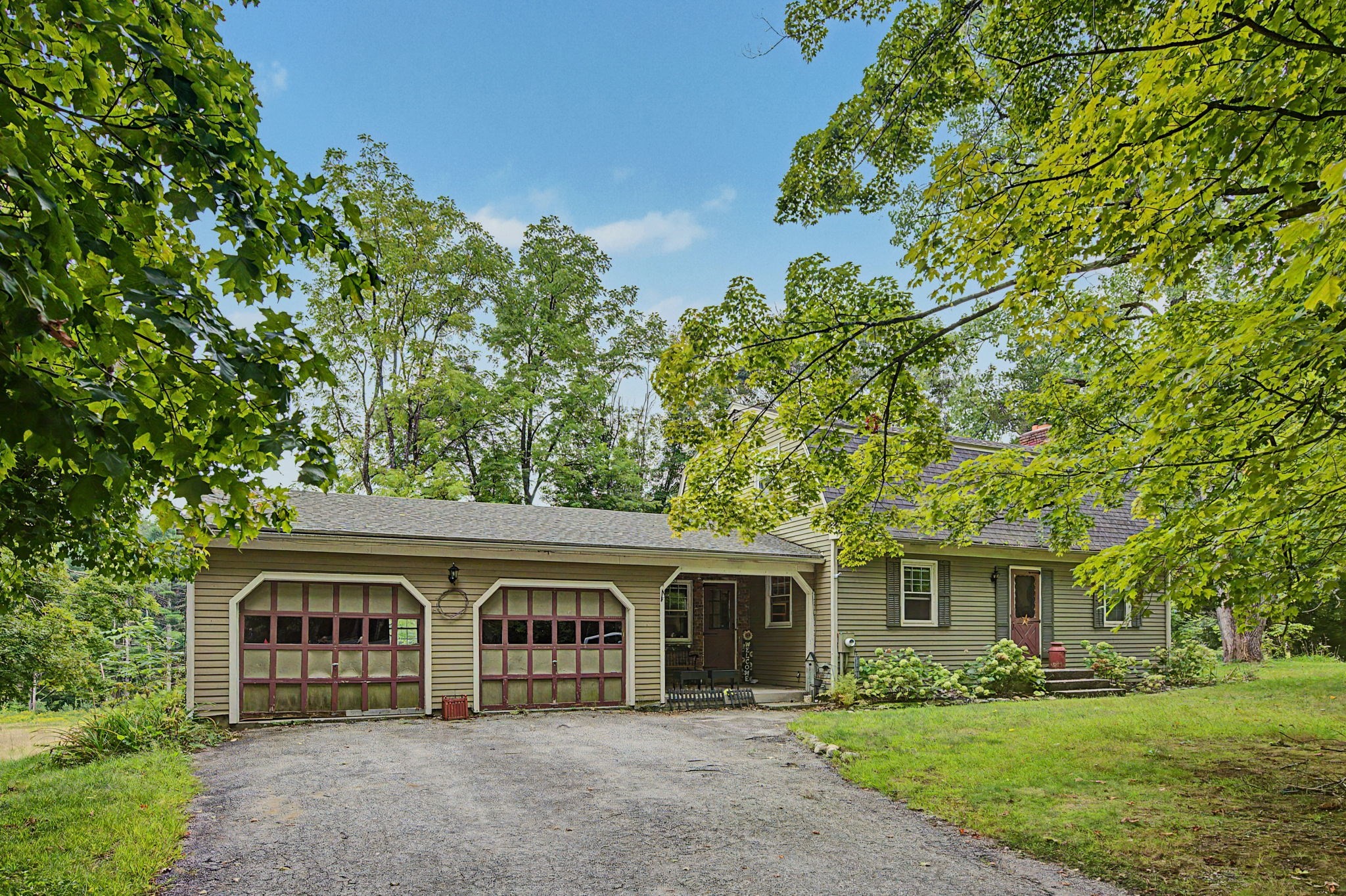 216 Southampton Rd Property Photo 1