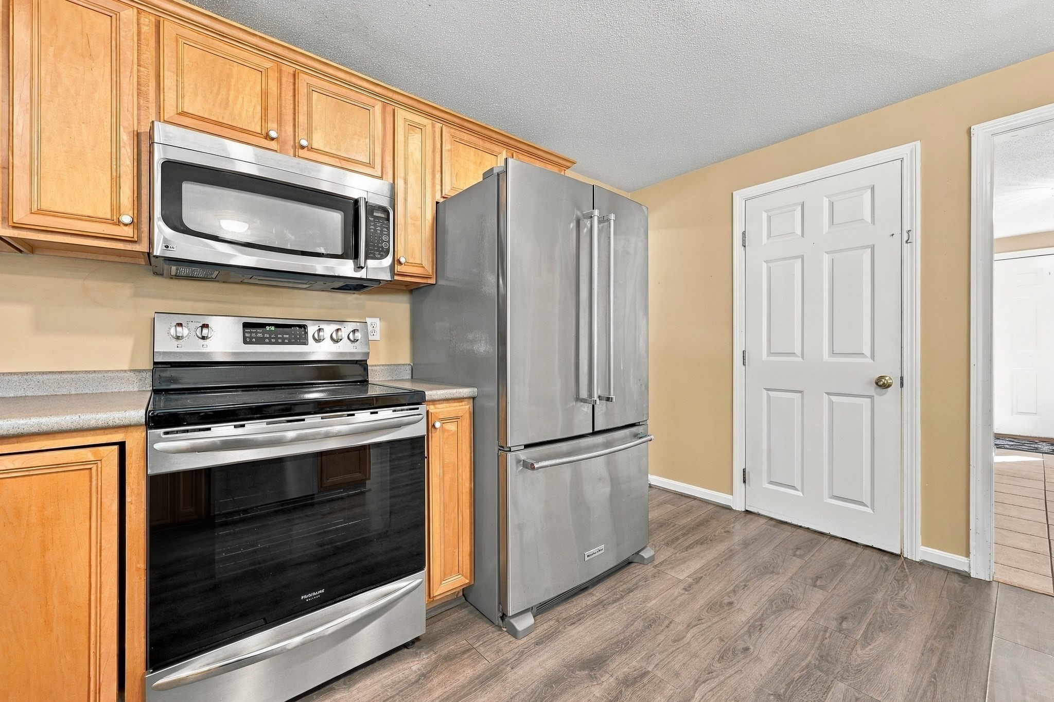 16 Lancaster Road Property Photo 12