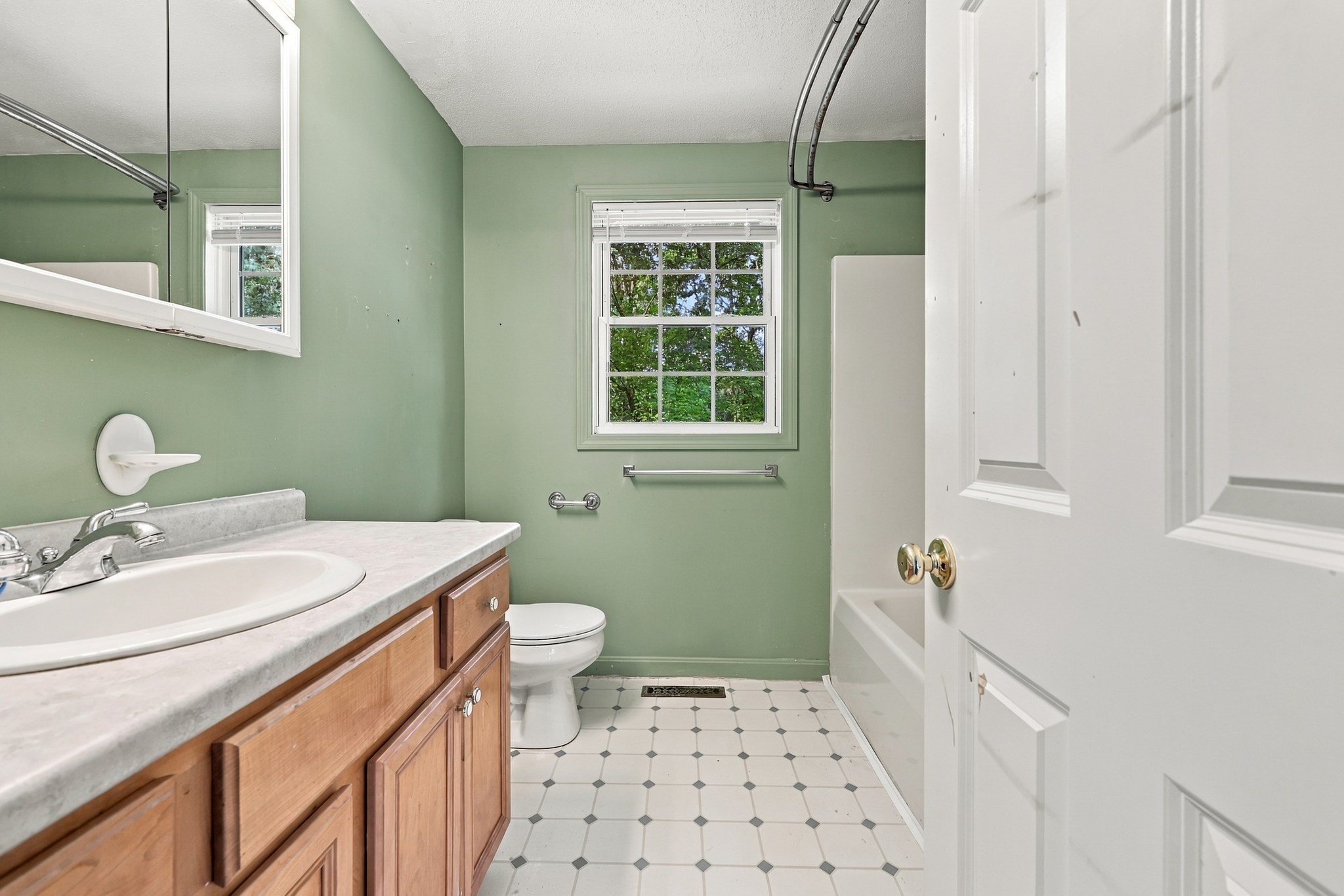 16 Lancaster Road Property Photo 22