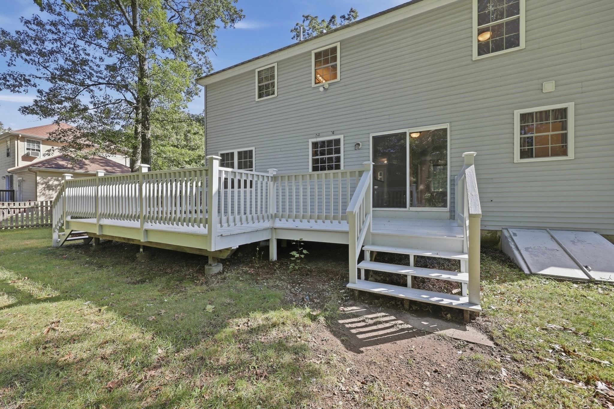 16 Lancaster Road Property Photo 37