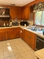 14 Grayland Road Property Photo 5