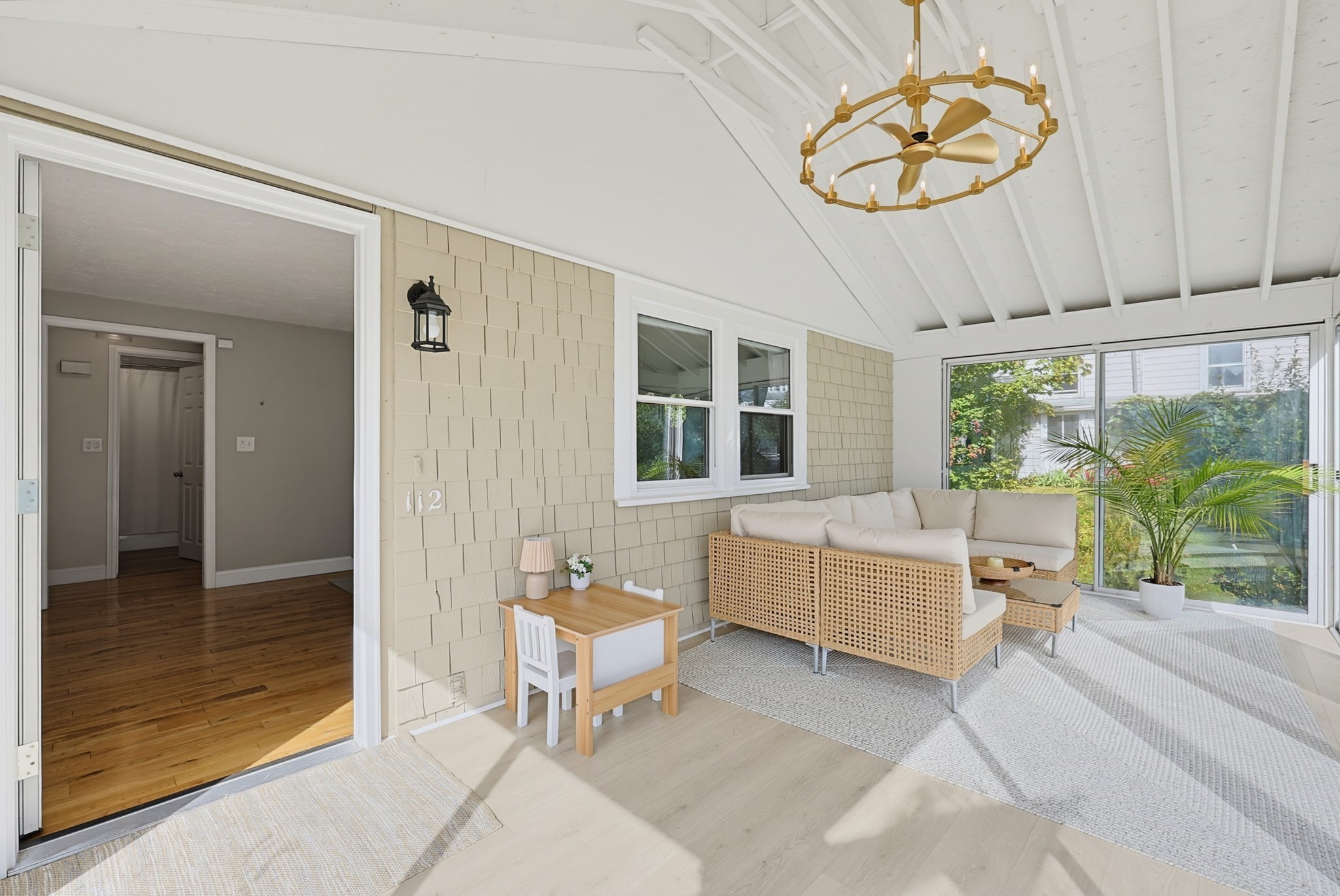 112 Wales St Property Photo 4