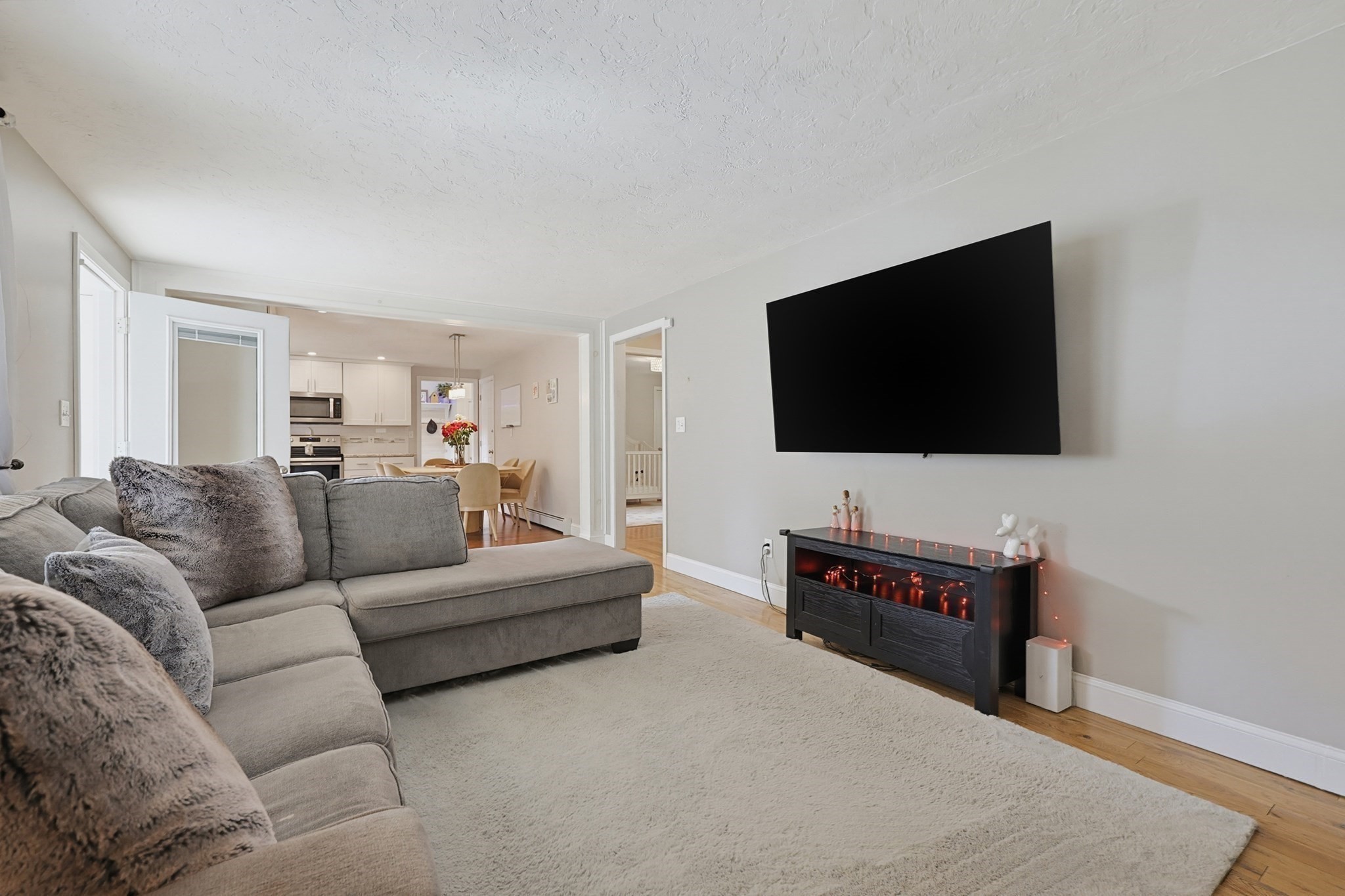 112 Wales St Property Photo 8