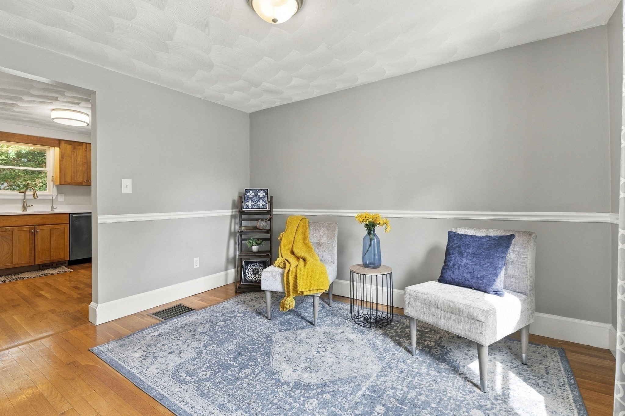 3 Lantern Lane Property Photo 4