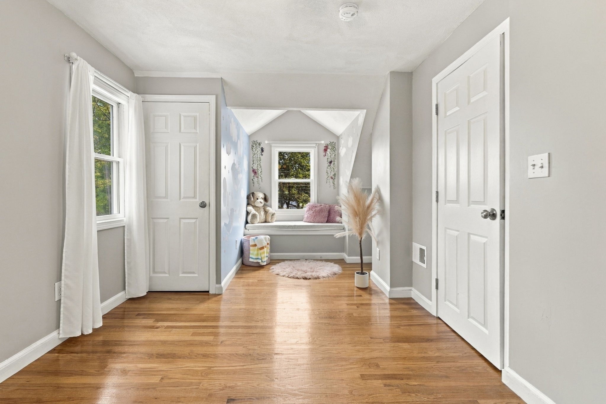 3 Lantern Lane Property Photo 16