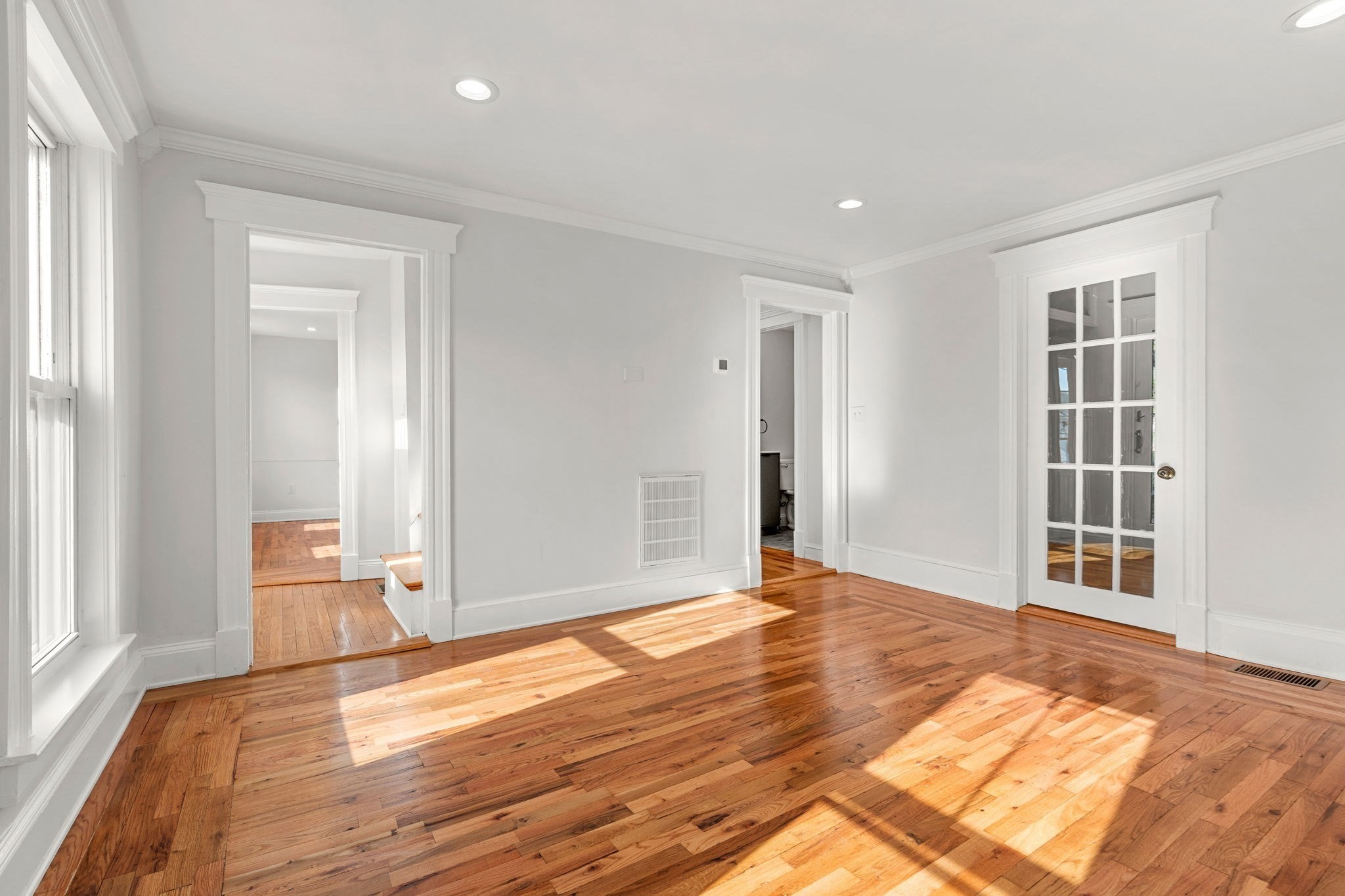 17 Cottage Street Property Photo 9