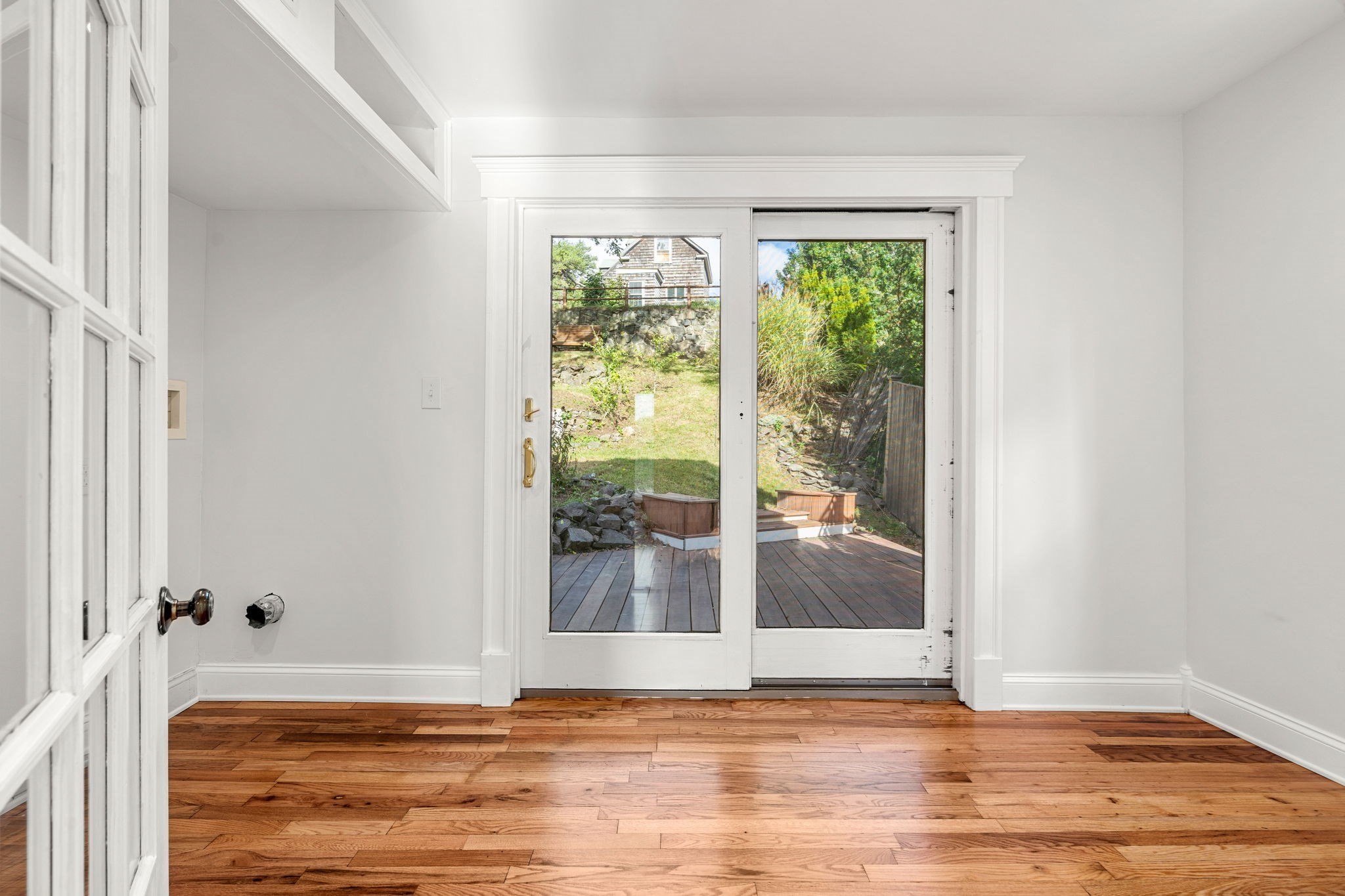 17 Cottage Street Property Photo 10
