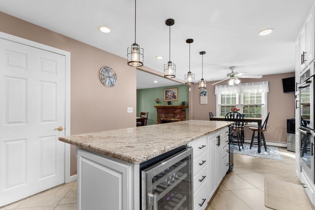 55 Bay Farm Drive Property Photo 6