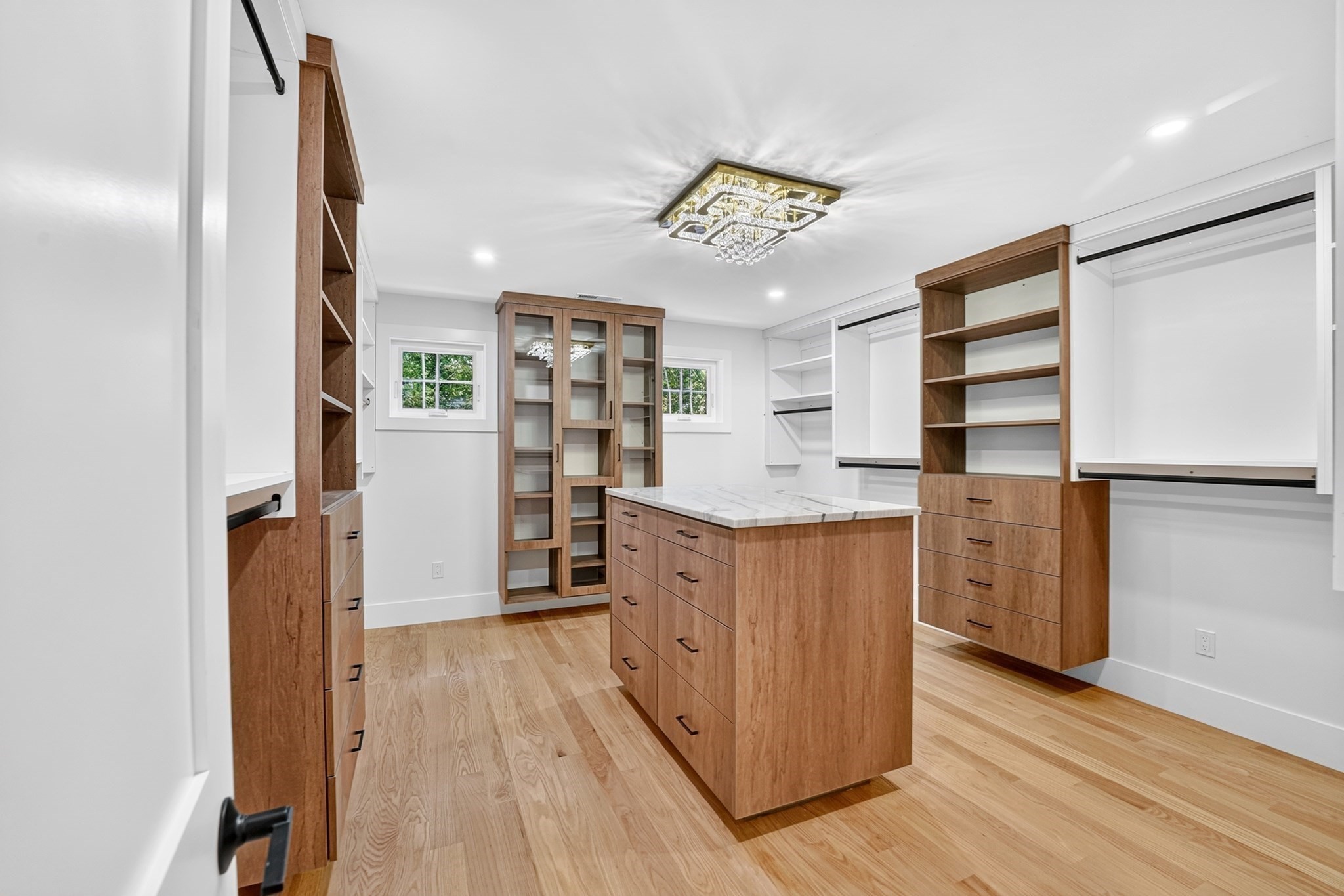 98 Falcon Street Property Photo 19