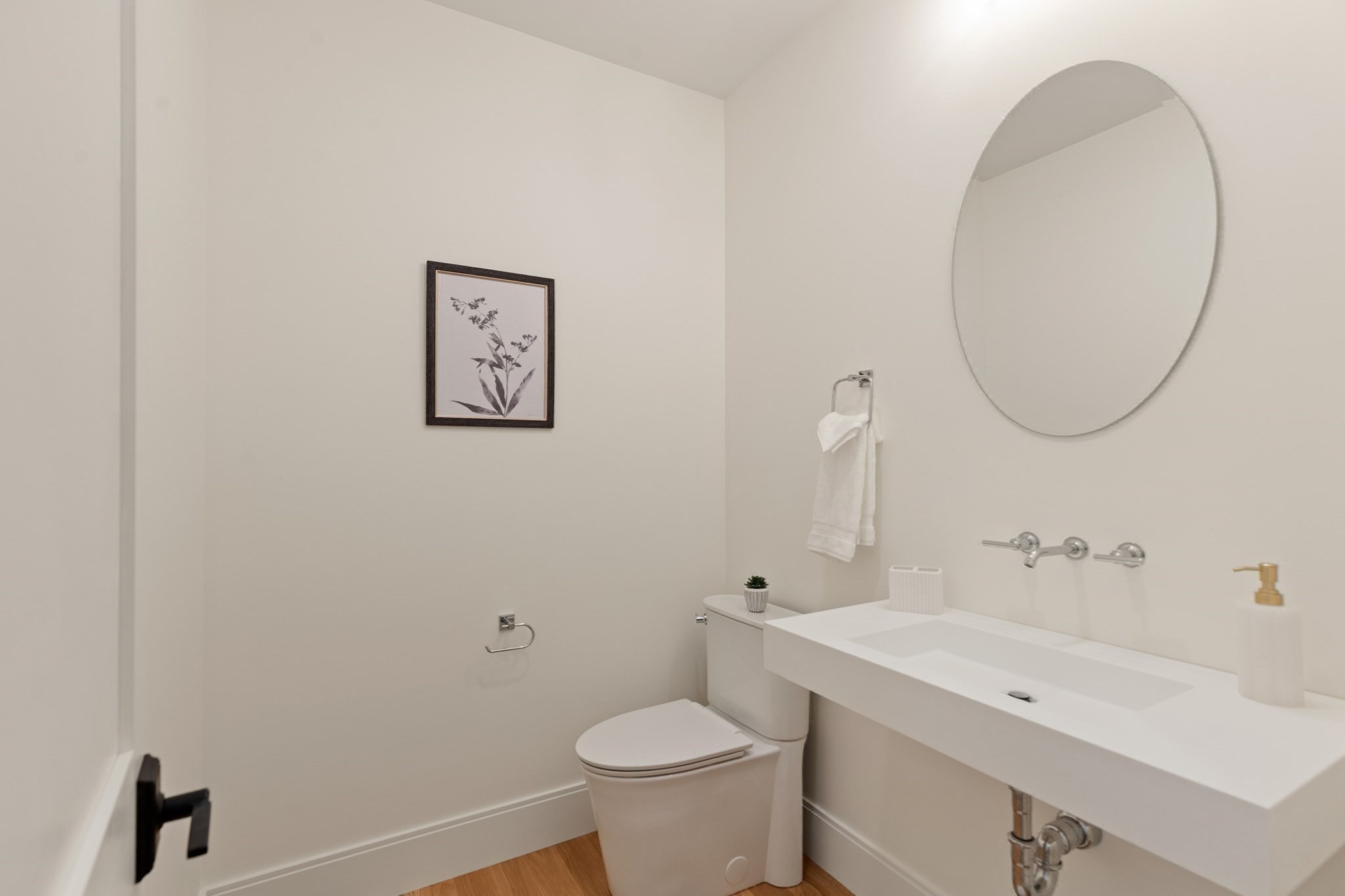 472 Summer Avenue Property Photo 14