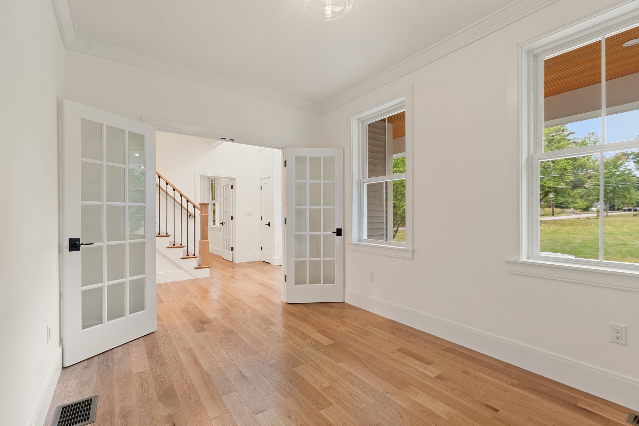 472 Summer Avenue Property Photo 15