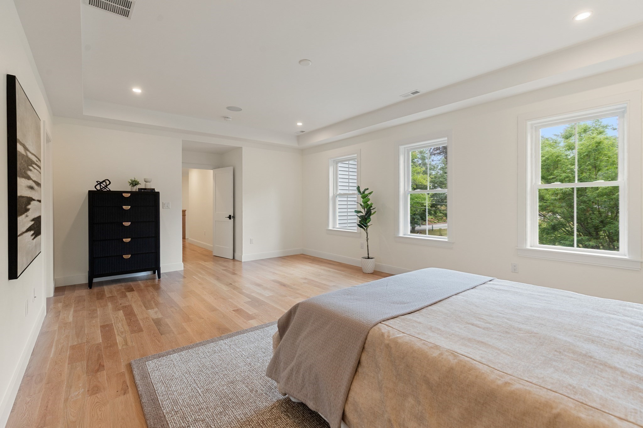 472 Summer Avenue Property Photo 18