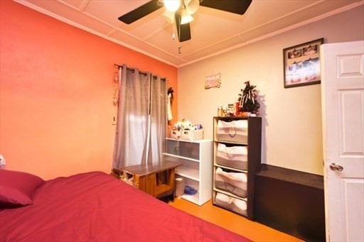 355 Peckham St Property Photo 9