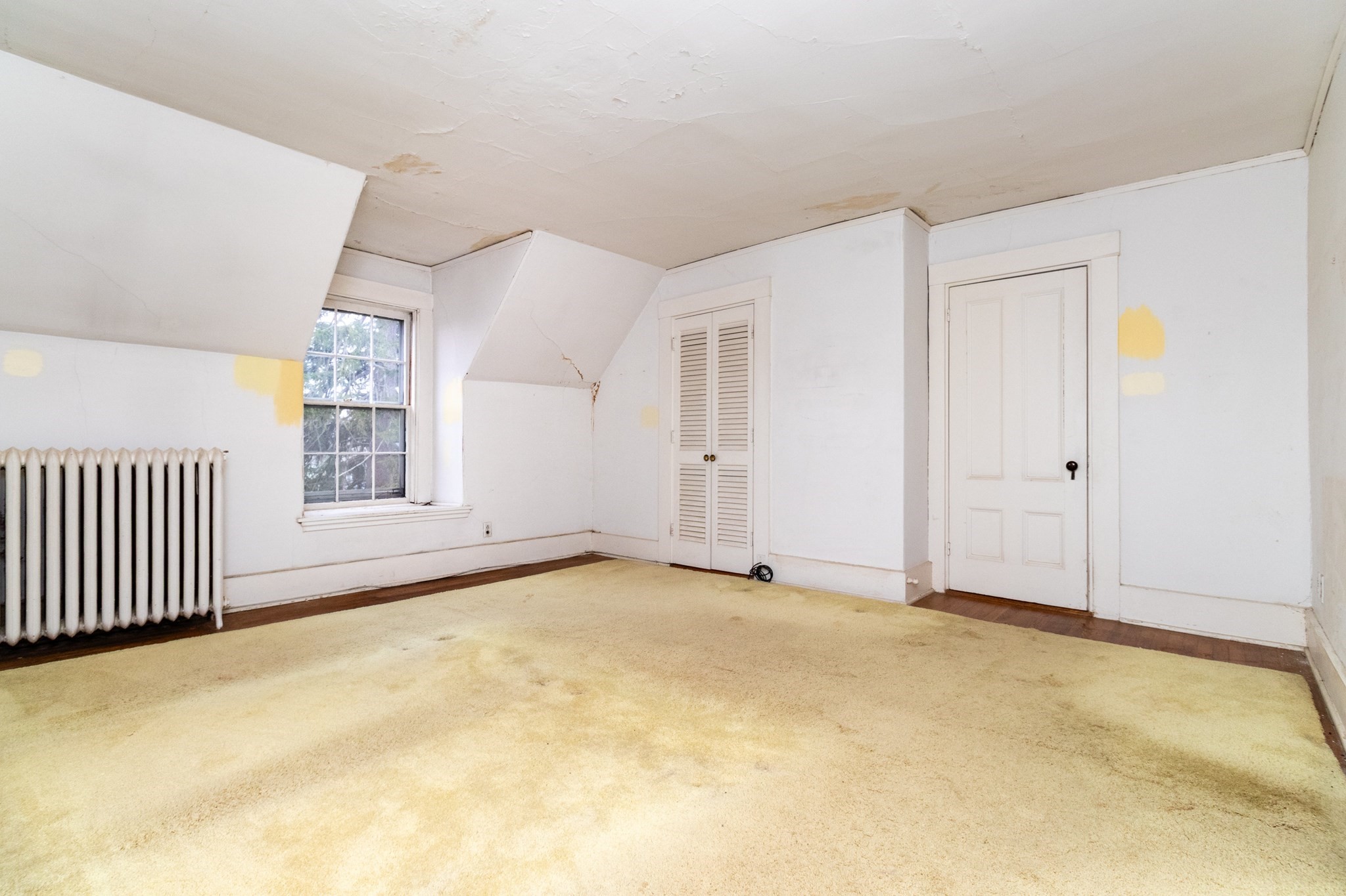 140 Pleasant St Property Photo 34