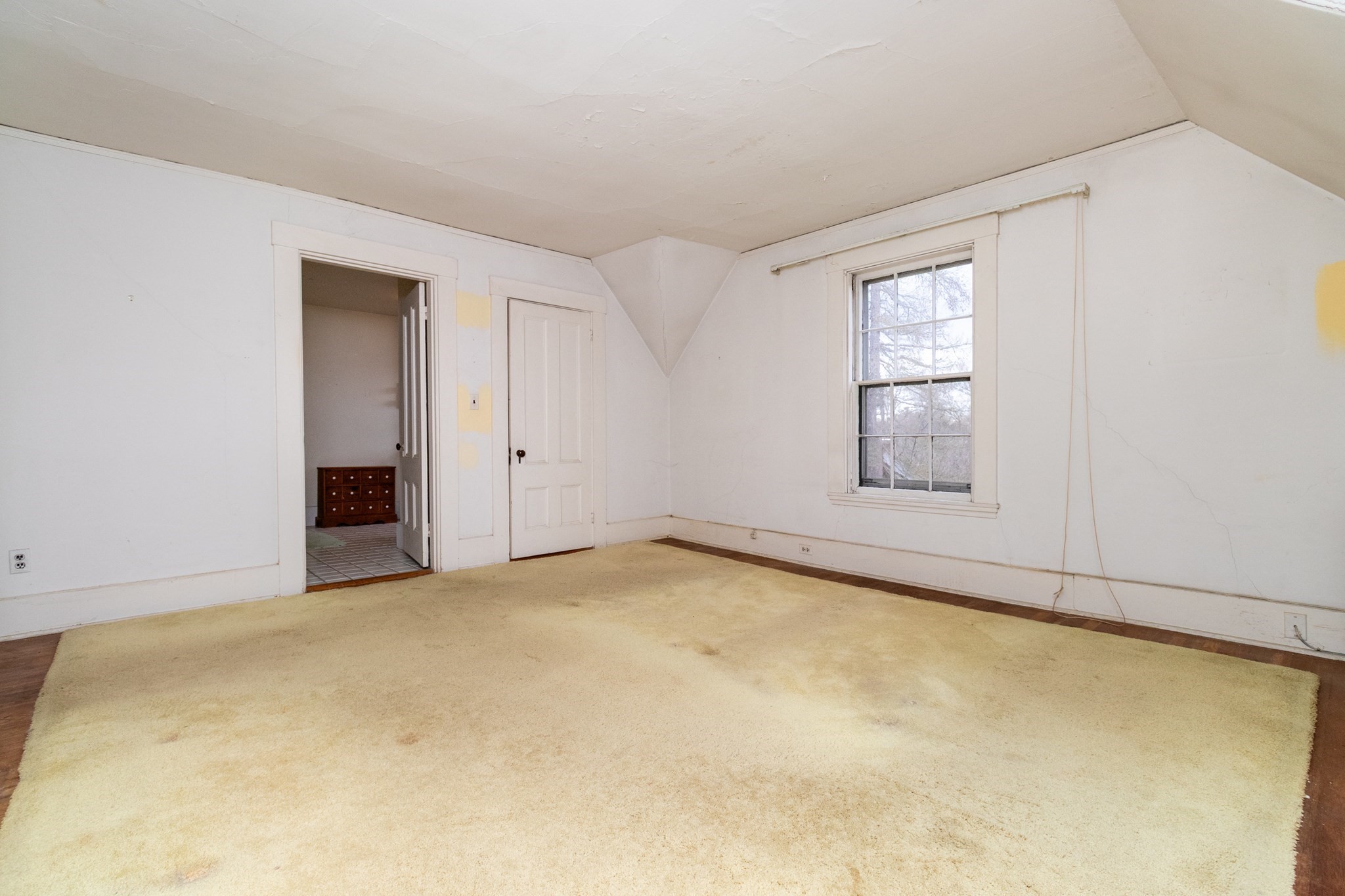 140 Pleasant St Property Photo 36