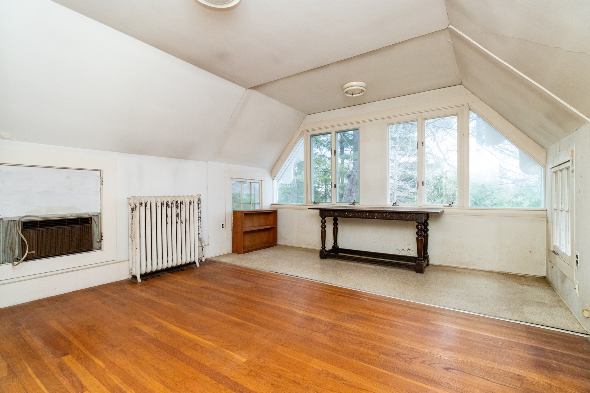140 Pleasant St Property Photo 37