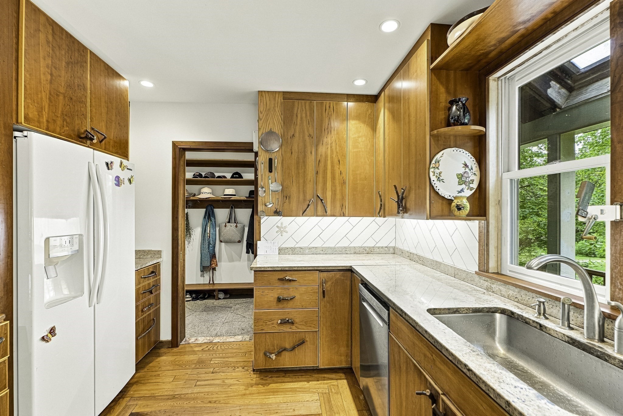 10 Half Moon Hill # 10 Property Photo 6