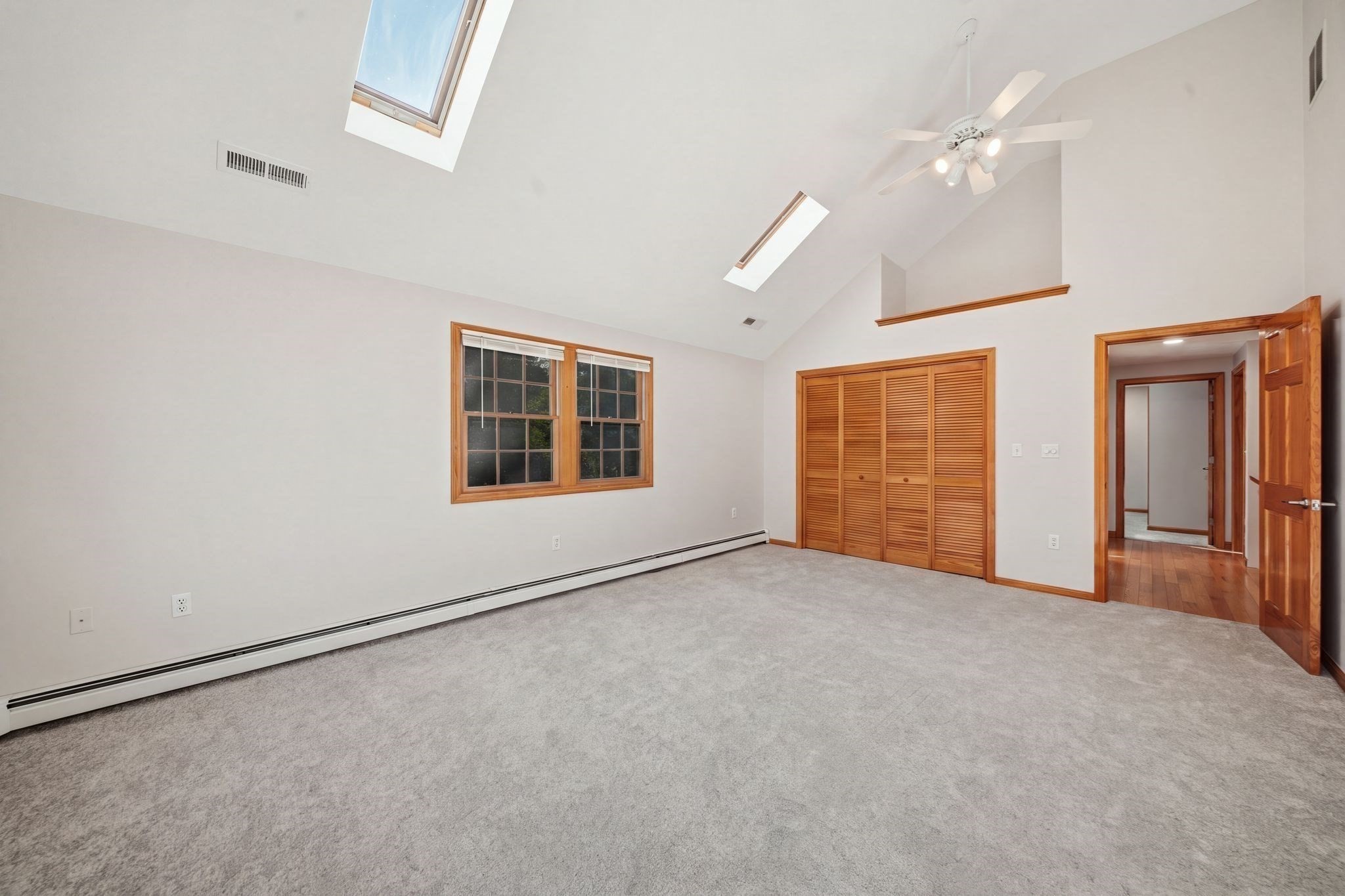 1289 Whipple Rd Property Photo 17