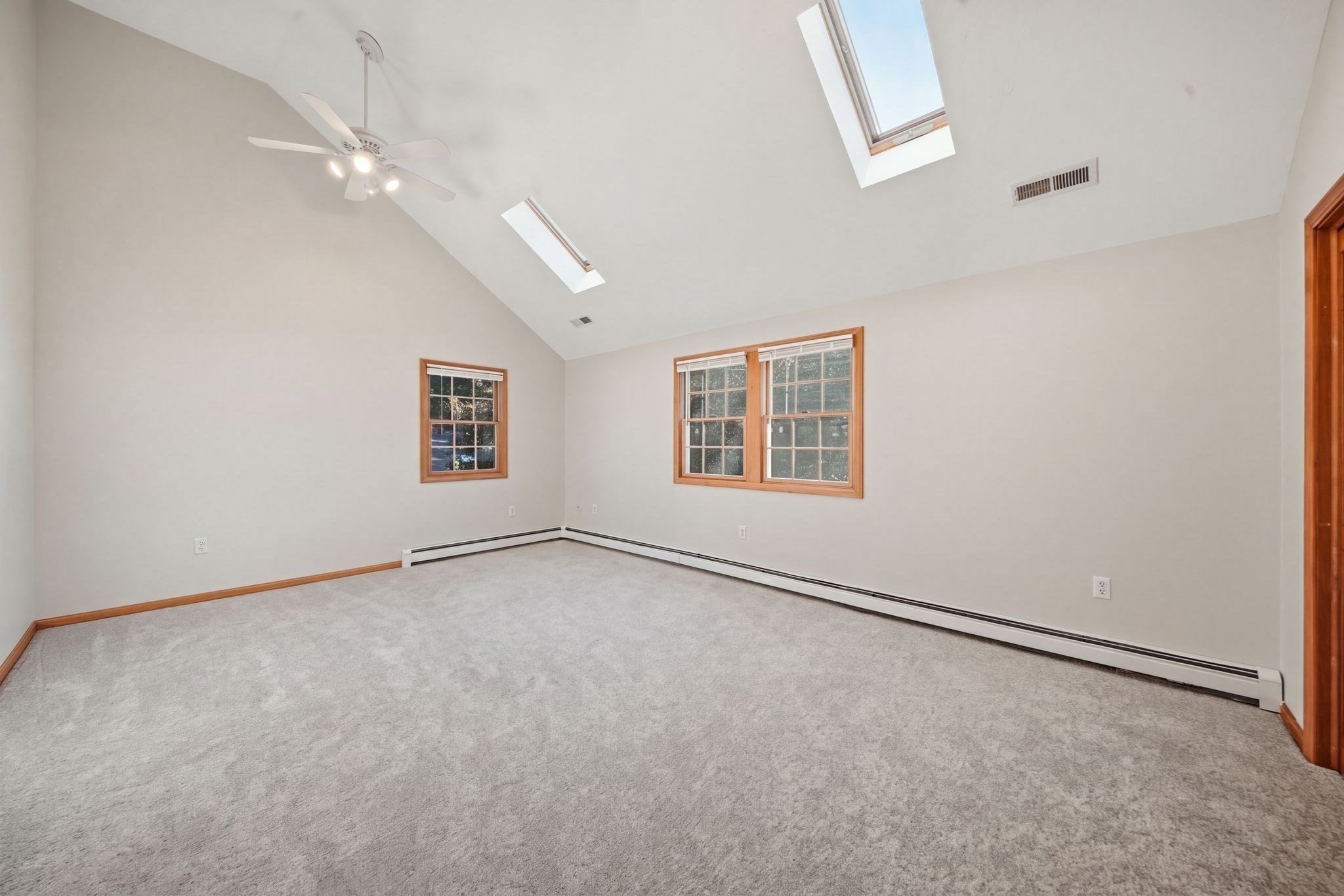 1289 Whipple Rd Property Photo 18
