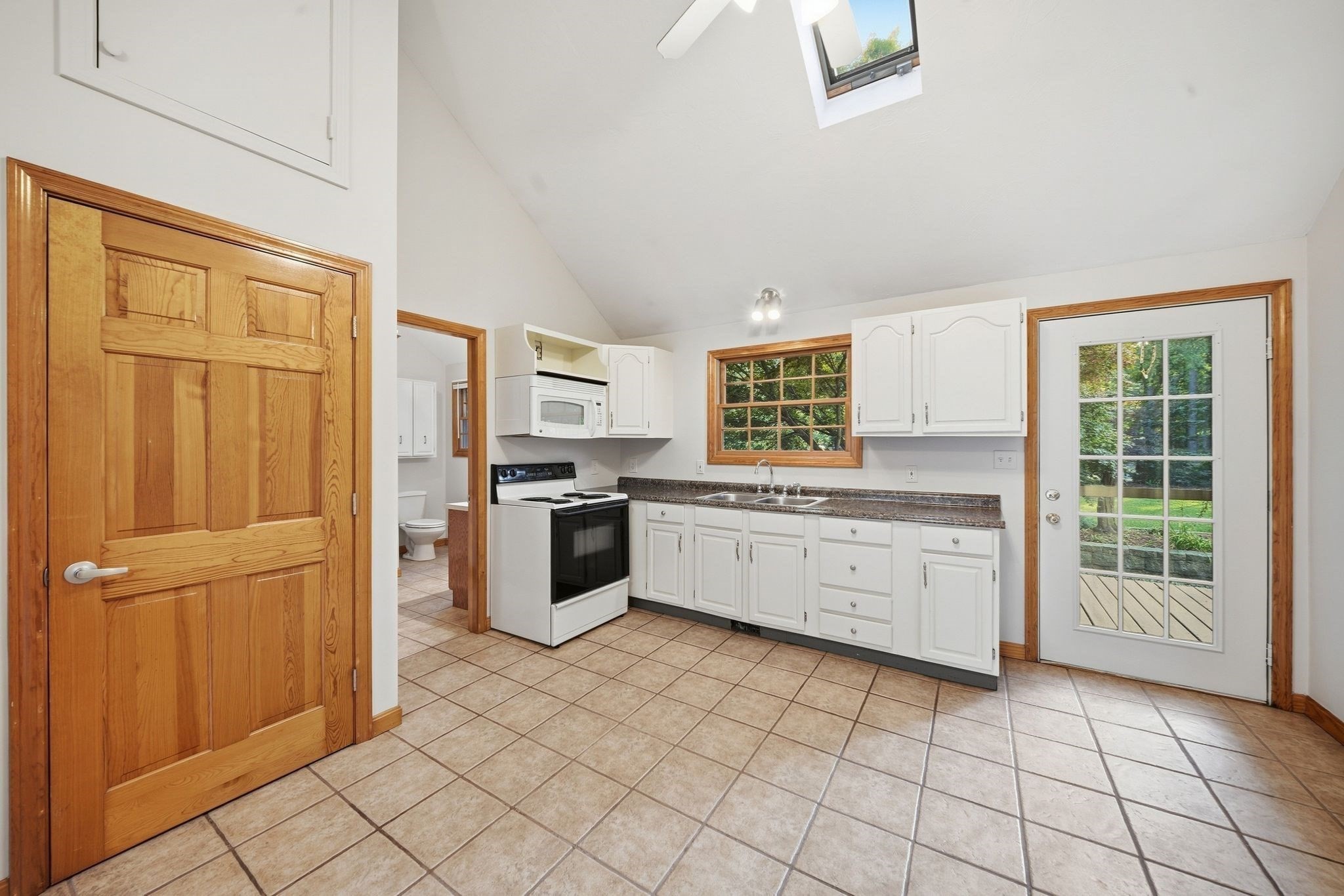 1289 Whipple Rd Property Photo 20