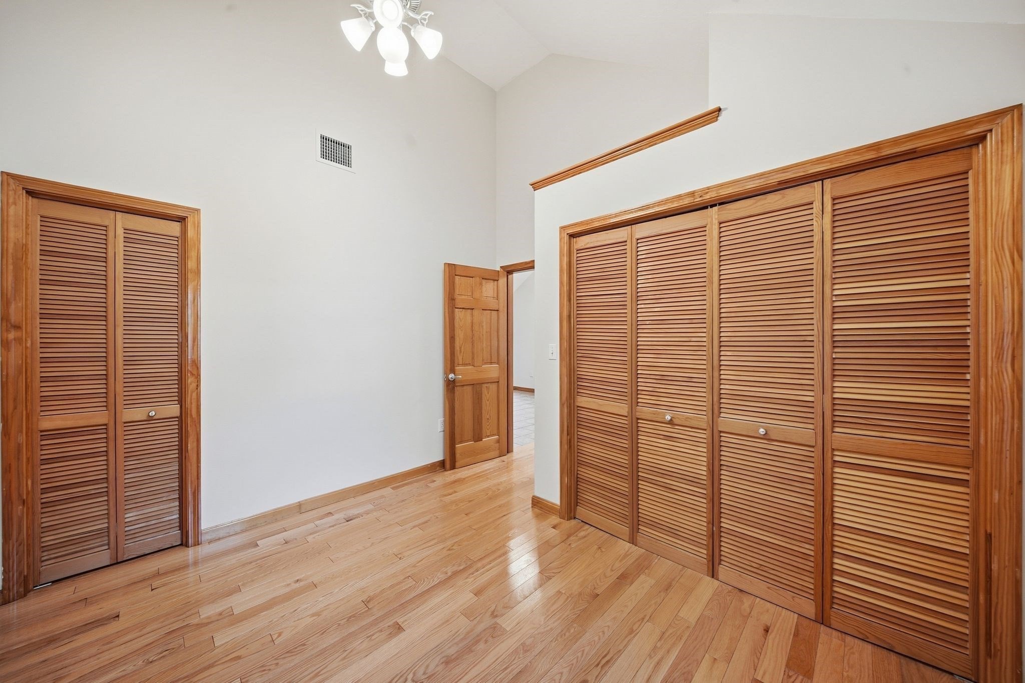 1289 Whipple Rd Property Photo 26