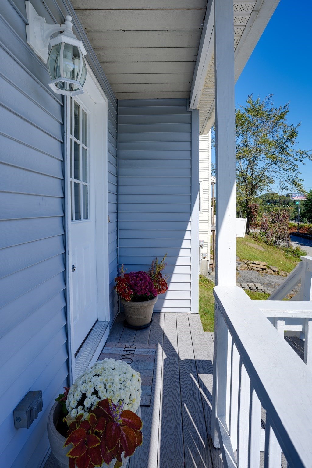 22 Byron St Property Photo 2