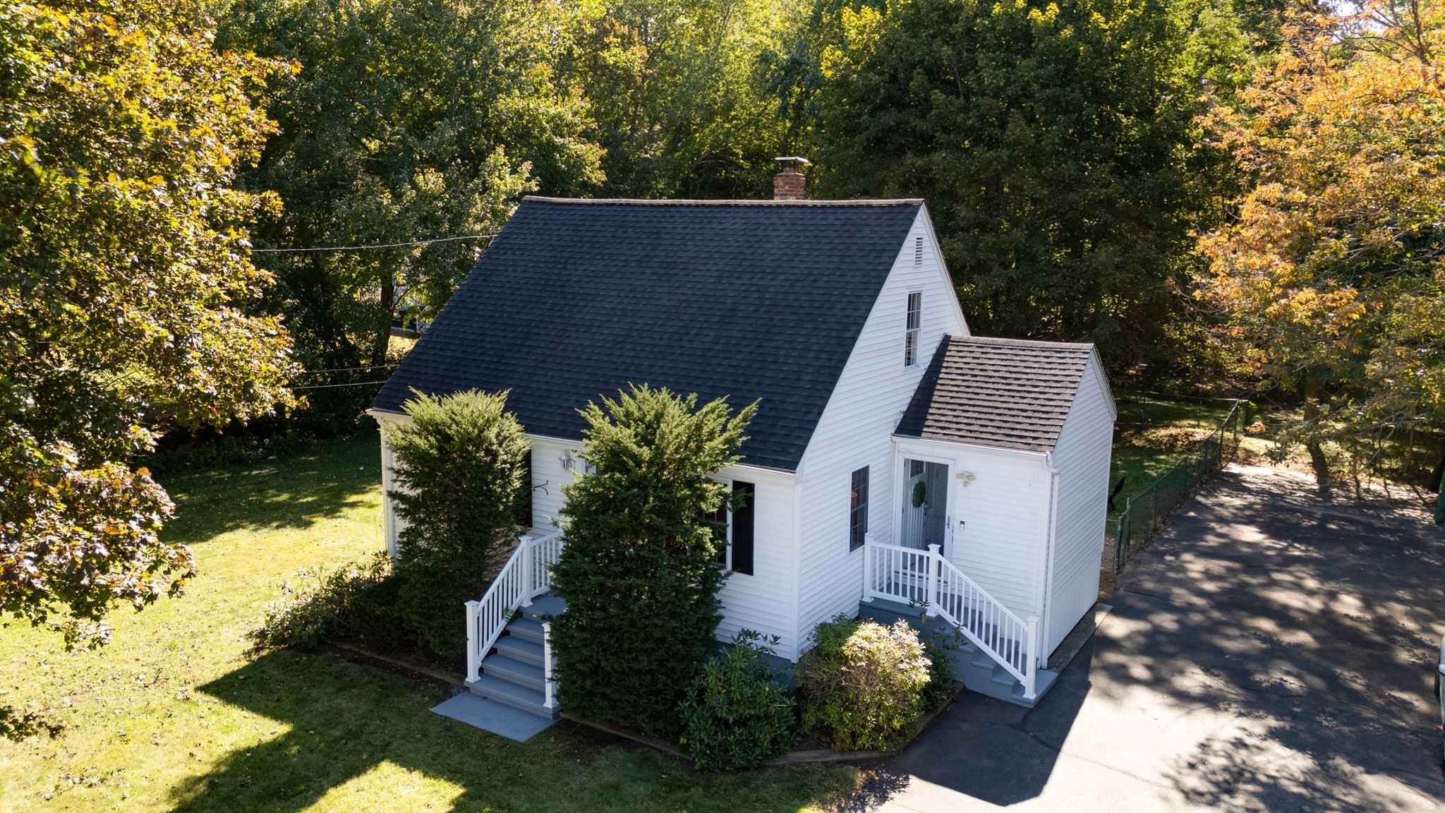 677 Boston Road Property Photo 1